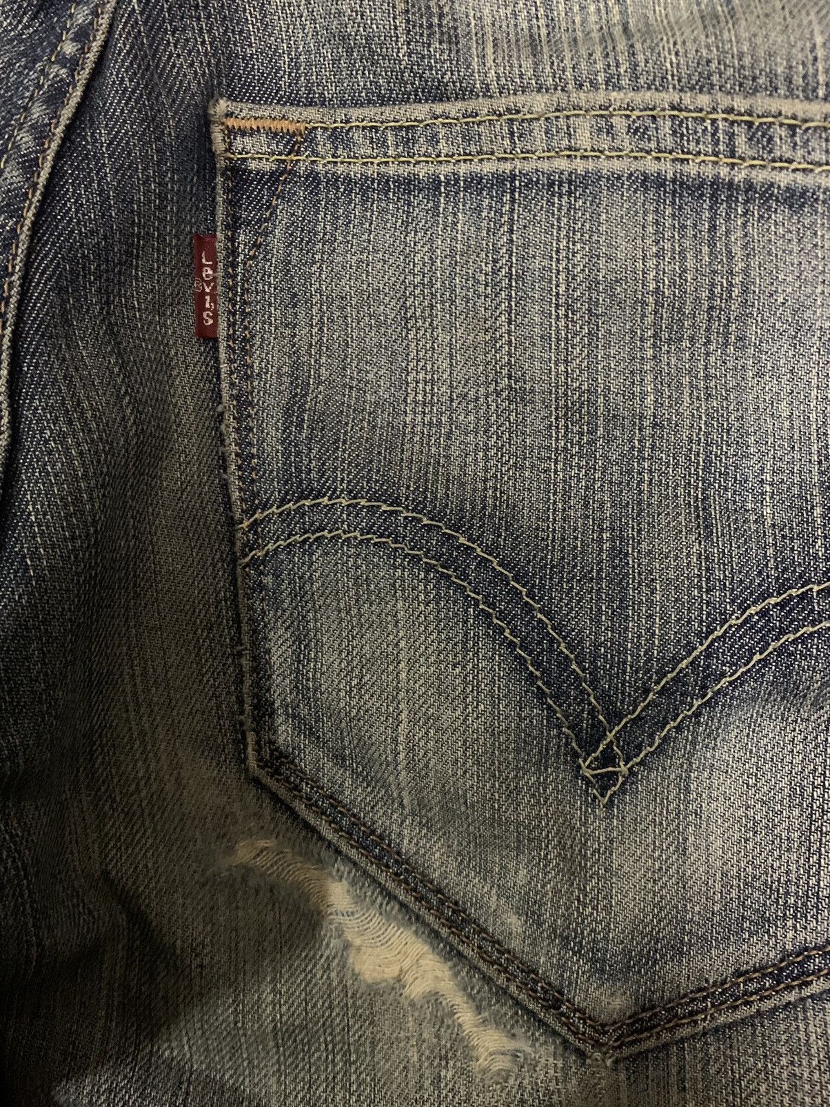 Levi's Vintage Clothing Vintage Y2K Levis 513 Honeycomb Slim Fit Distressed Jeans Size US 30 / EU 46 - 15 Thumbnail