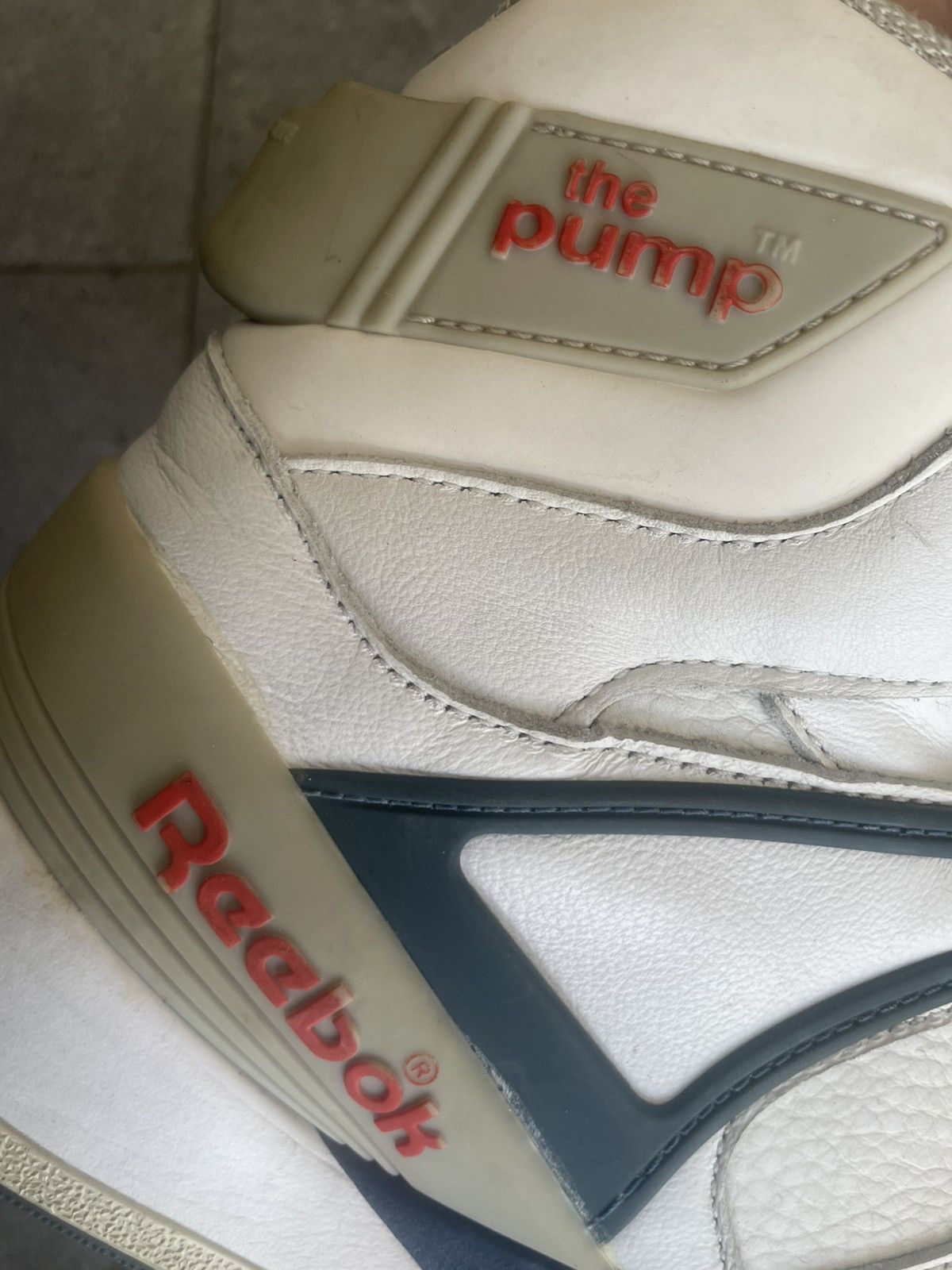 Reebok Reebok The Pump OG Bringback 25th Anniversary Size US 9.5 / EU 42-43 - 11 Thumbnail