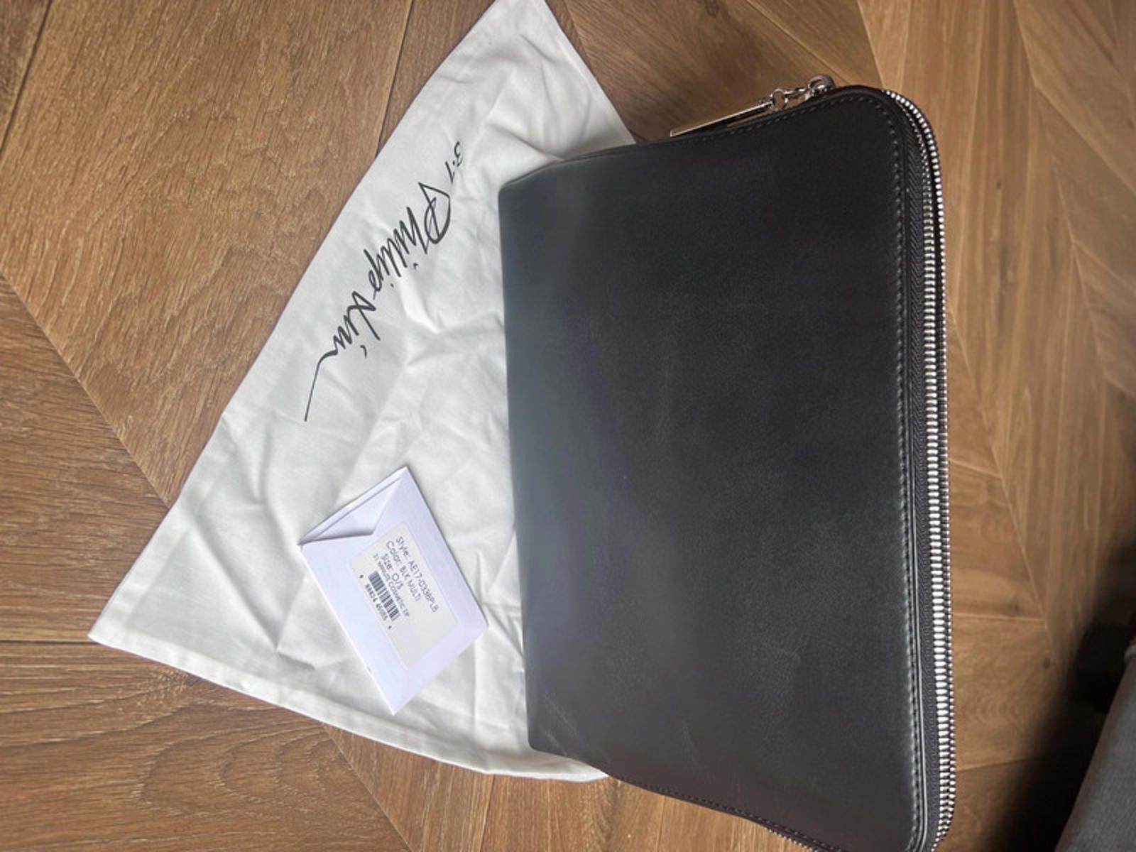 3.1 Phillip Lim 3.1 Philip lim black floral leather pouch zip up Clutch bag Size ONE SIZE - 3 Thumbnail