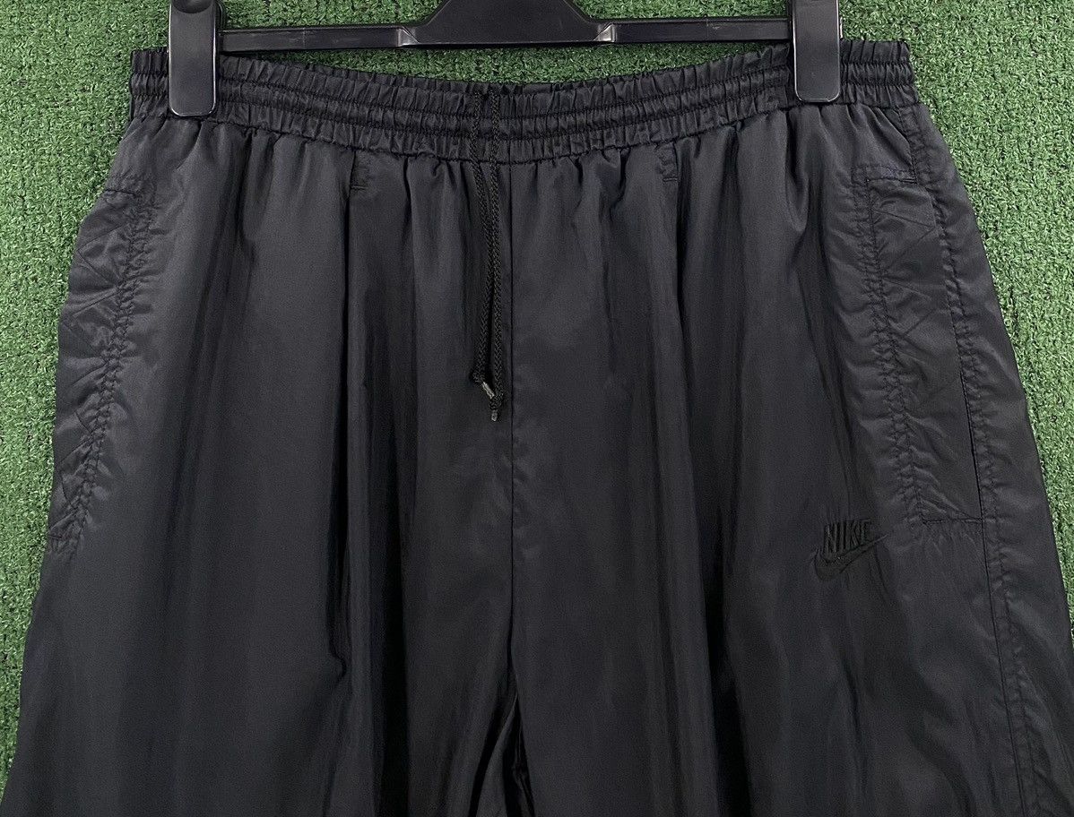 Nike VTG 90’s Nike Spellout Grey Tag Lined Windbreaker Pants Size US 38 / EU 54 - 3 Thumbnail