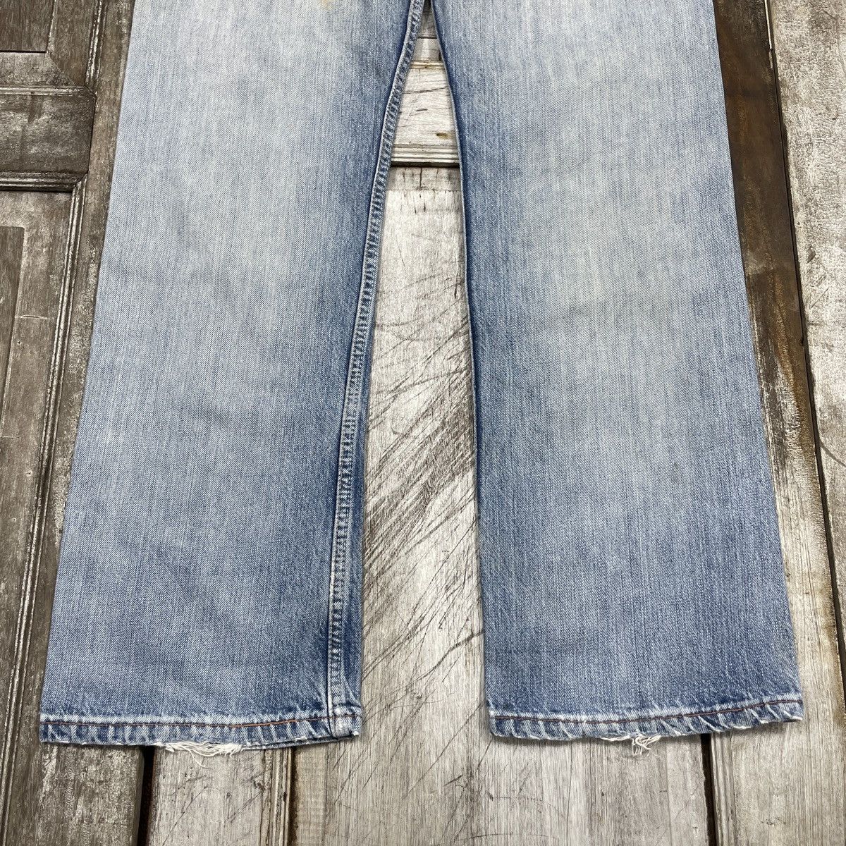 Levi's × Vintage Vintage Levis 501 Distressed Light Wash wc 377 Size US 31 - 10 Thumbnail