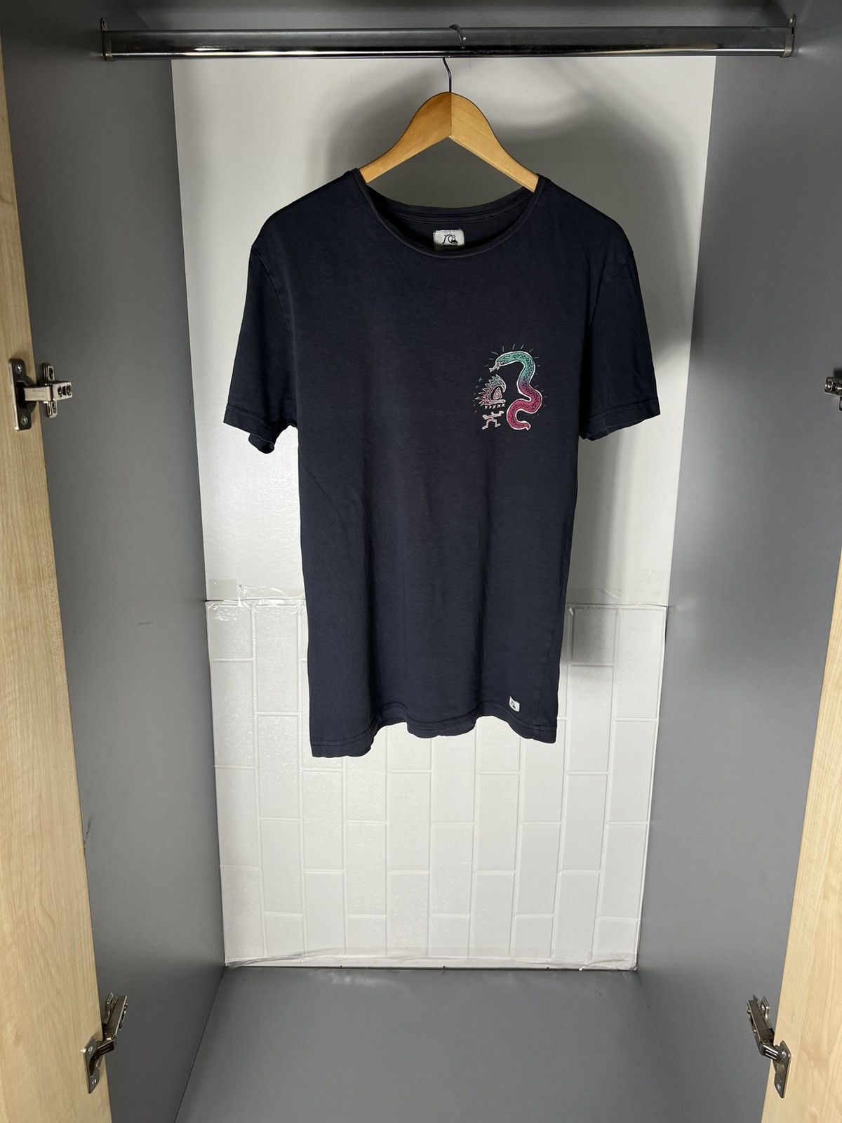 Quiksilver VINTAGE QUIKSILVER SURF GORPCORE RETRO DESIGNER T-SHIRT 90s Size US S / EU 44-46 / 1 - 2 Thumbnail