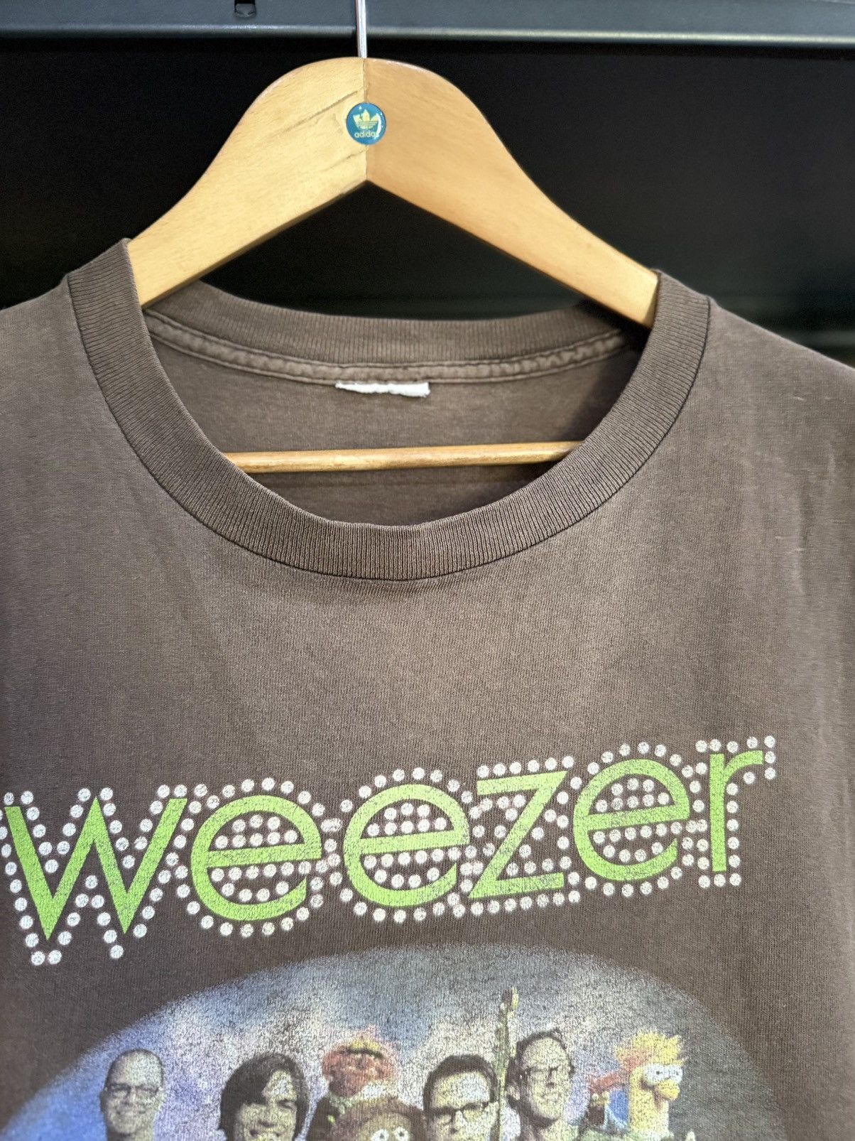 Band Tees Thrashed Vintage Weezer Henson Cinder Block Sun Faded Tee Size US XL / EU 56 / 4 - 5 Thumbnail