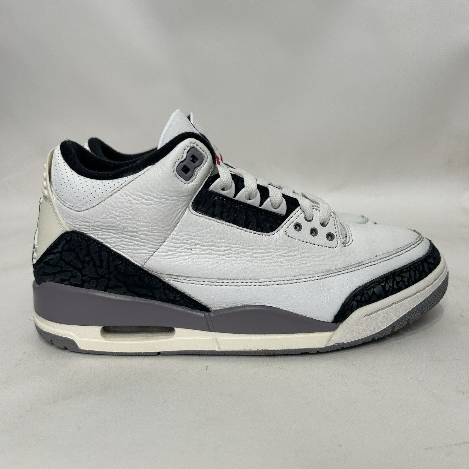 Nike Nike Air Jordan 3 Retro “Cement Grey Summit White Fire Red” Size US 9.5 / EU 42-43 - 4 Thumbnail