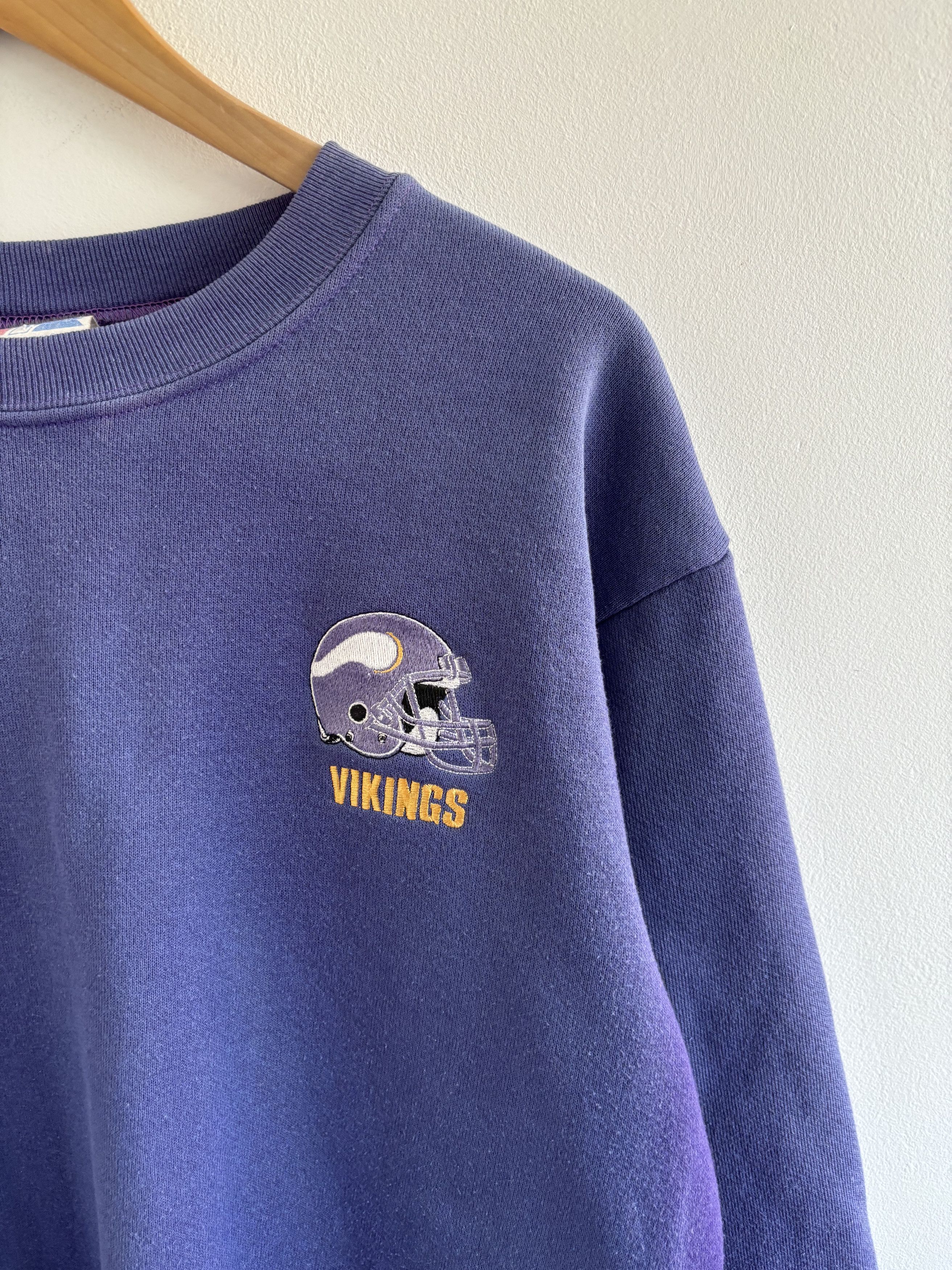 Majestic × NFL Vintage NFL Minnesota Vikings Faded Sweatshirt Size US M / EU 48-50 / 2 - 4 Thumbnail