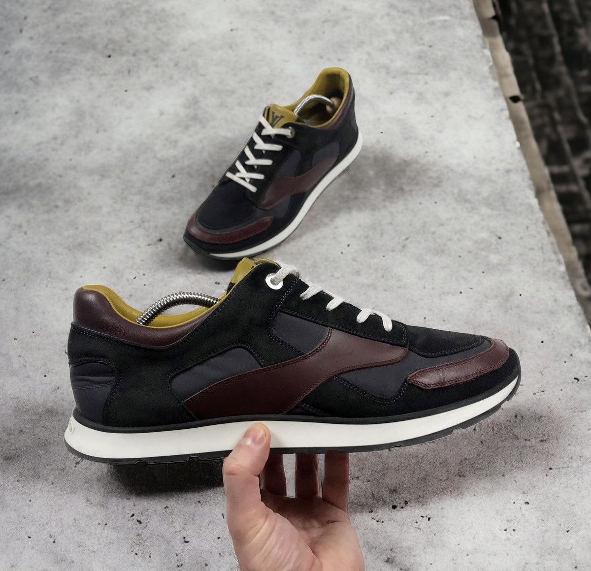 Louis Vuitton Louis Vuitton Suede Miles Black Bordeaux Low Sneakers Shoes Size US 11 / EU 44 - 1 Thumbnail