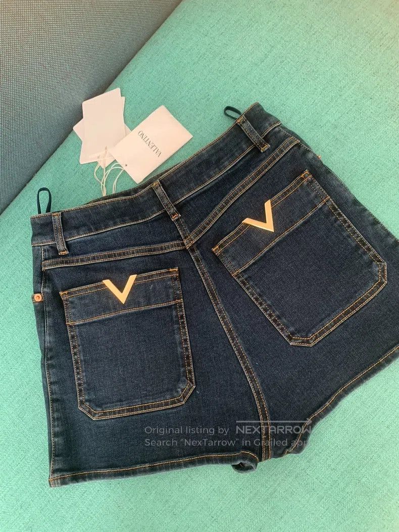 Valentino Valentino Denim shorts Size 26" / US 2 / IT 38 - 1 Thumbnail