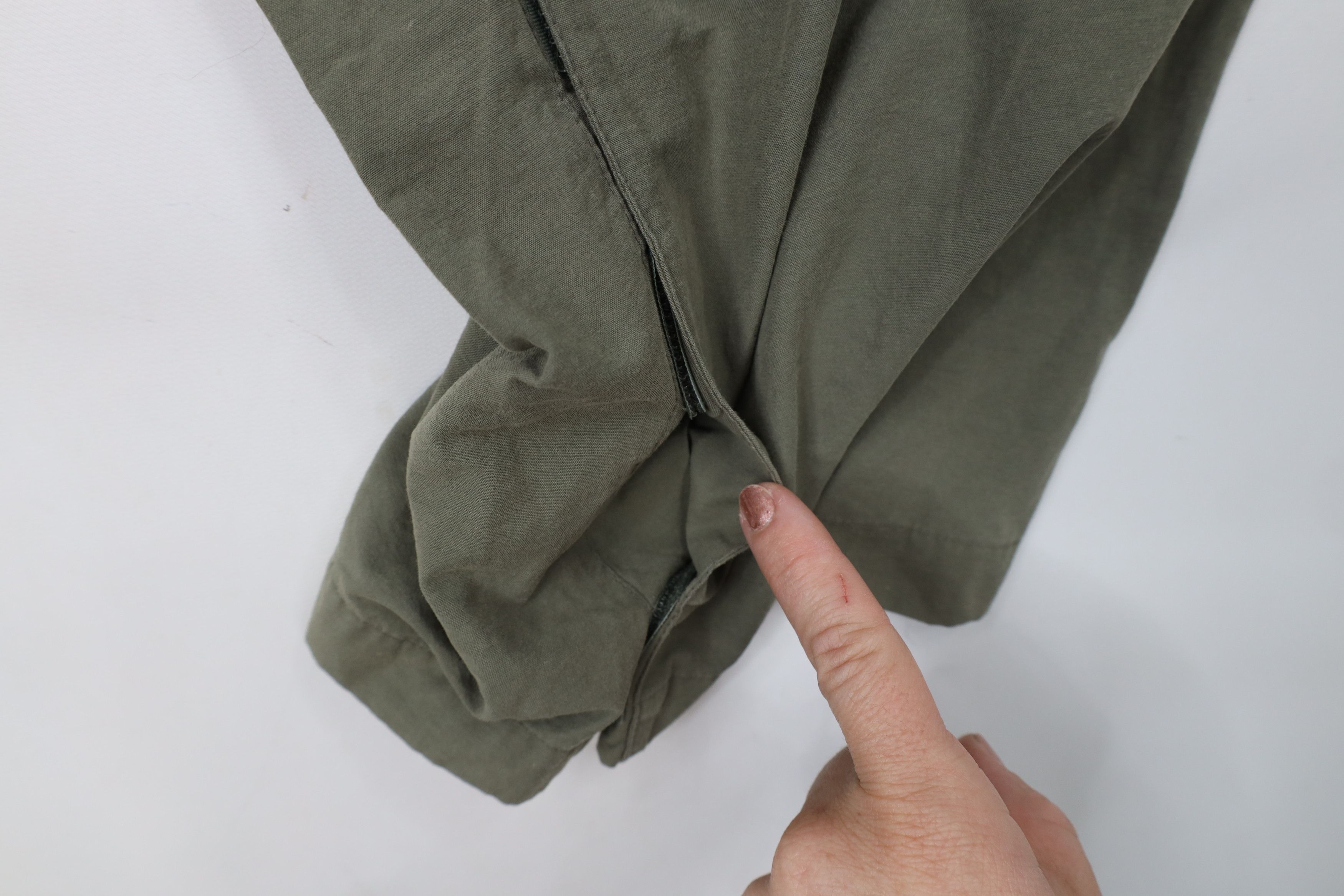 Vintage Vintage 90s Streetwear Wide Leg Cargo Pants Shorts Size US 38 / EU 54 - 5 Thumbnail