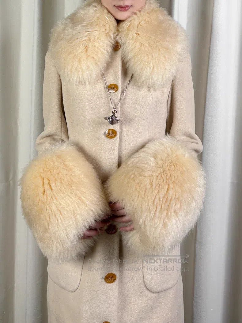 Vivienne Westwood Vivienne Westwood 90s rare fur collar wool coat Size M / US 6-8 / IT 42-44 - 2 Thumbnail
