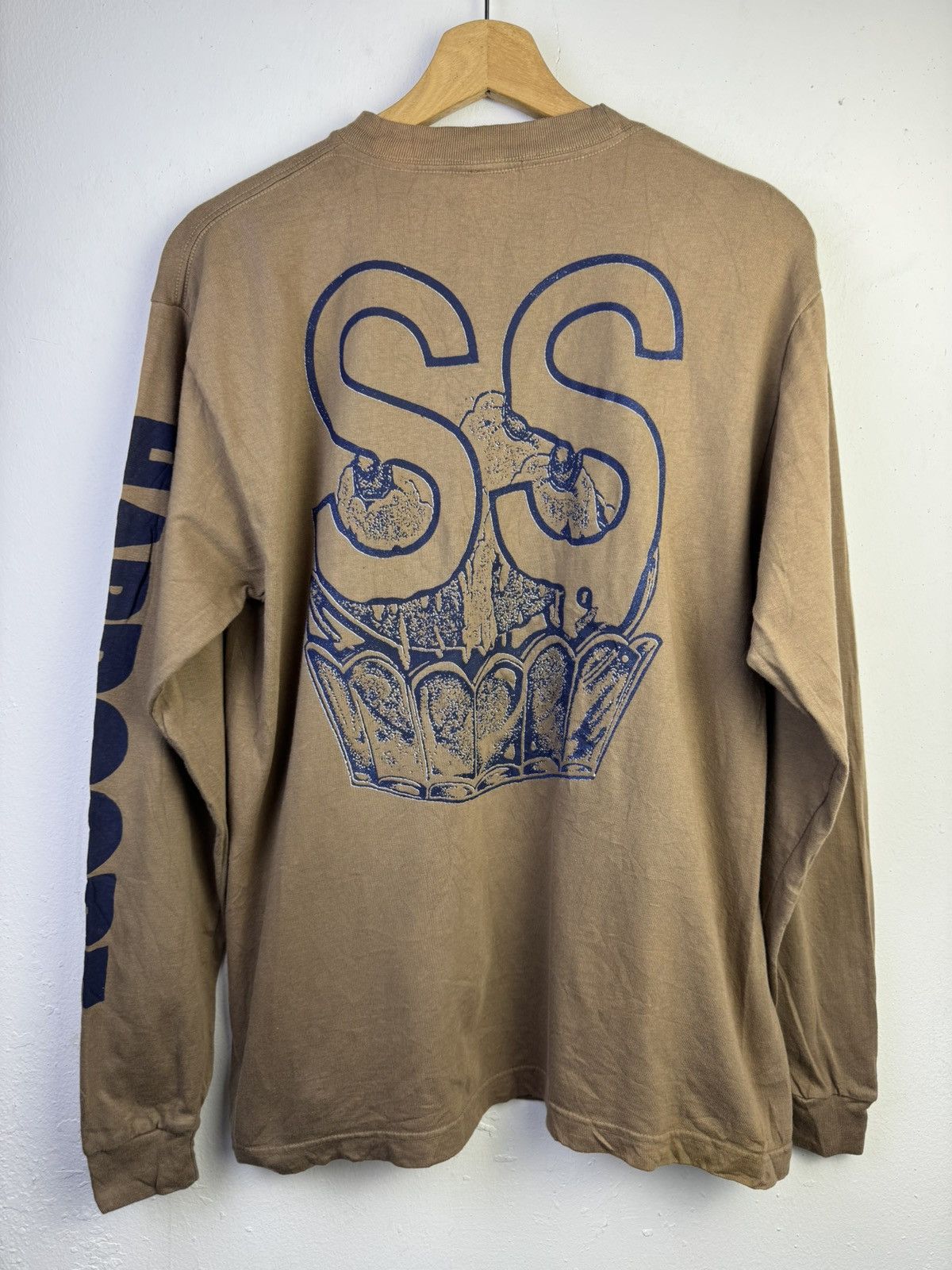 Japanese Brand RNA Pre DNA Bicious-Burger Rabbit long-sleeve T-shirt Size US M / EU 48-50 / 2 - 7 Thumbnail