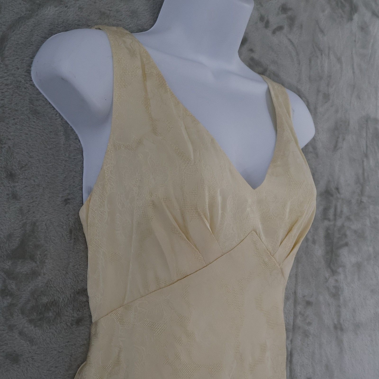 Lauren Ralph Lauren LRL Ralph Lauren V Neck Sleeveless Midi Dress Womens 10 Crea Size L / US 10 / IT 46 - 9 Thumbnail