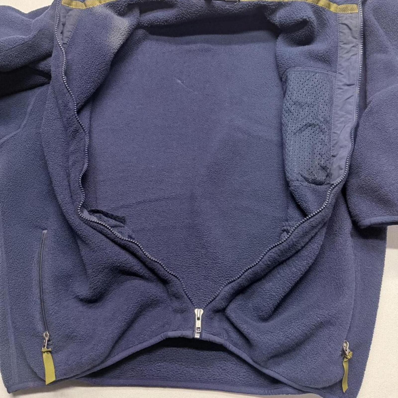 Patagonia VTG 90s Patagonia Synchilla navy blue fleece jacket full zip Size US XL / EU 56 / 4 - 6 Thumbnail