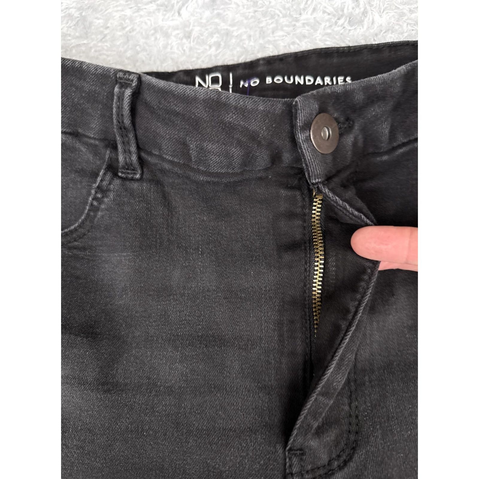 Vintage No Boundaries Jeans Womens Skinny Stretch Denim 31x26 15 Juniors Black Gray 90s Slim Pockets Zip Size 36" / US 14 / IT 50 - 5 Thumbnail