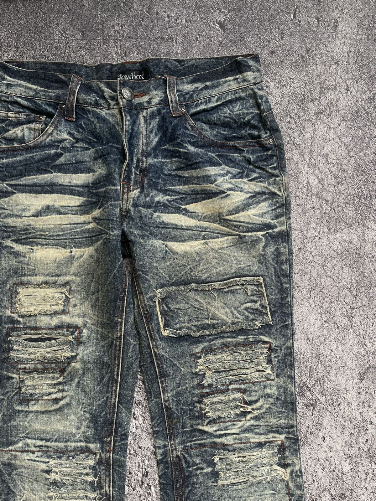 LOWBOX Y2K Lowbox D-Blu distressed ifsixwasnine bootcut jeans Size US 31 - 2 Thumbnail