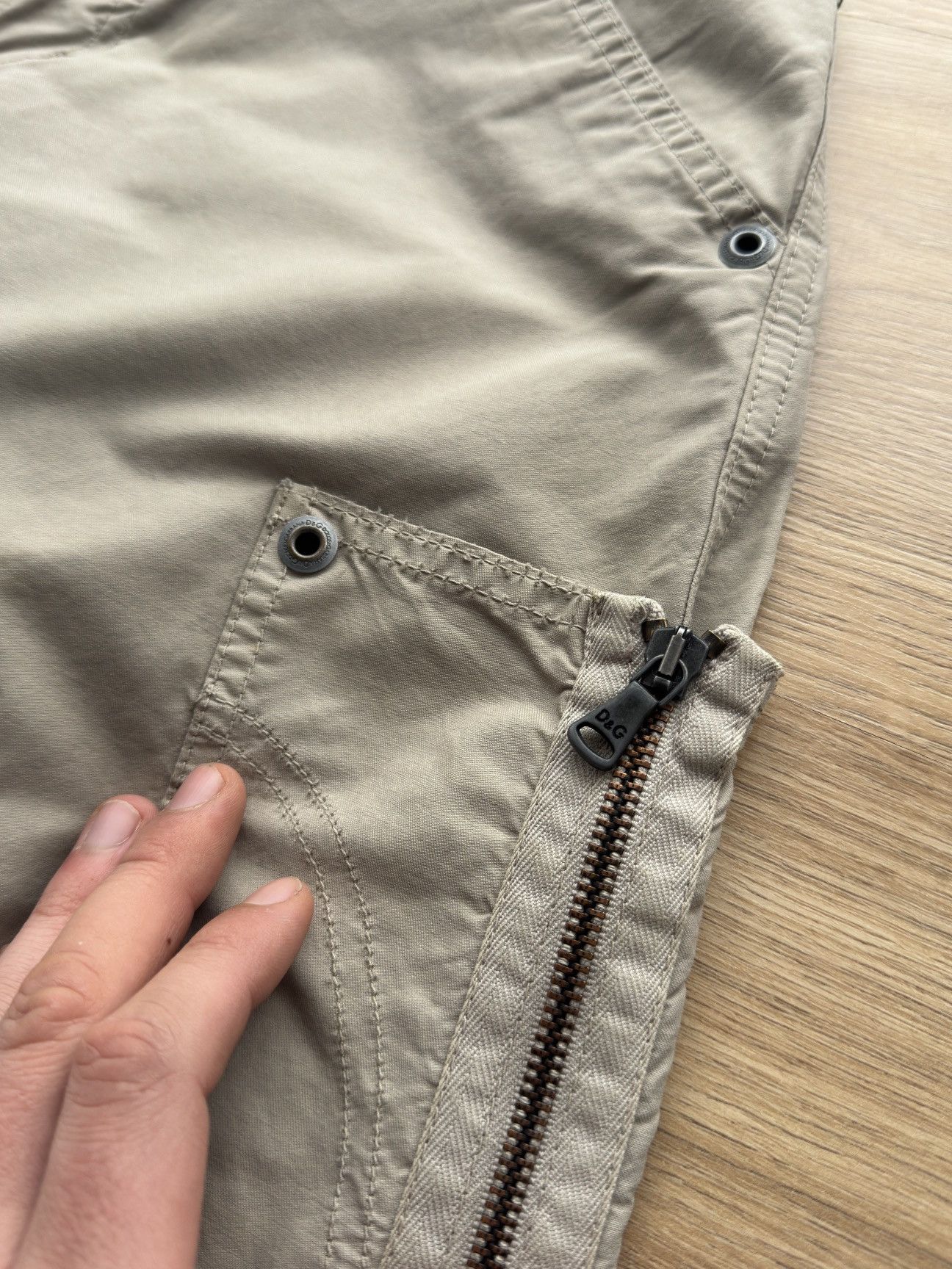 Dolce & Gabbana Vintage Dolce&Gabbana Multi pocket Cargo Y2K Beige Pants Men Size US 32 / EU 48 - 8 Thumbnail