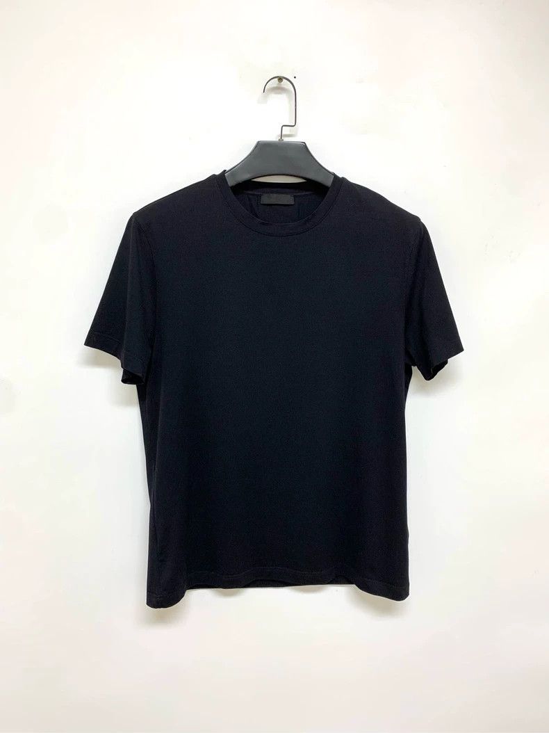 Prada PradaBlack short-sleeved T-shirt 2503-Nextarrow Size US L / EU 52-54 / 3 - 1 Thumbnail