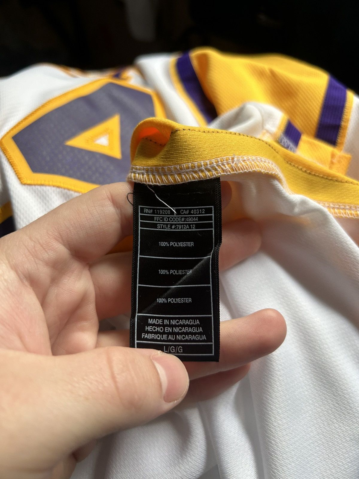 NBA Los Angeles Lakers #24 Bryant Adidas Basketball NBA jersey Size US L / EU 52-54 / 3 - 12 Thumbnail
