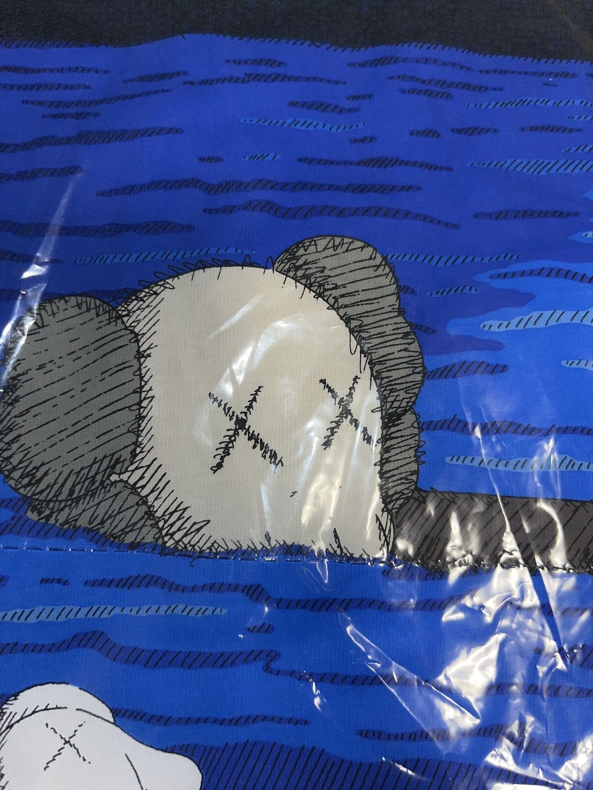 Kaws × Uniqlo Kaws x Uniqlo T-Shirt Size US M / EU 48-50 / 2 - 3 Thumbnail