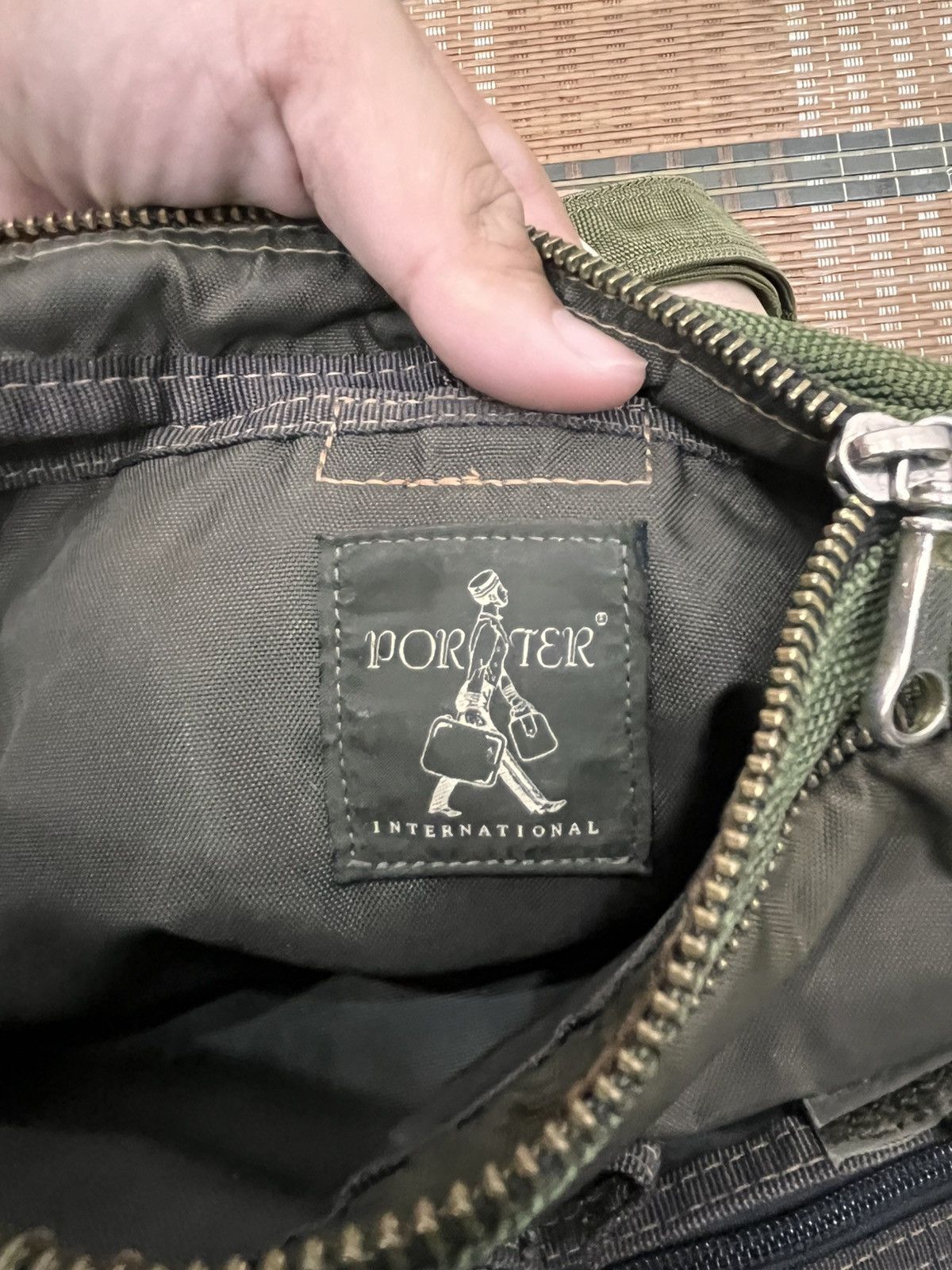 Porter Porter International Stain & Worn Messenger Bag Size ONE SIZE - 10 Thumbnail