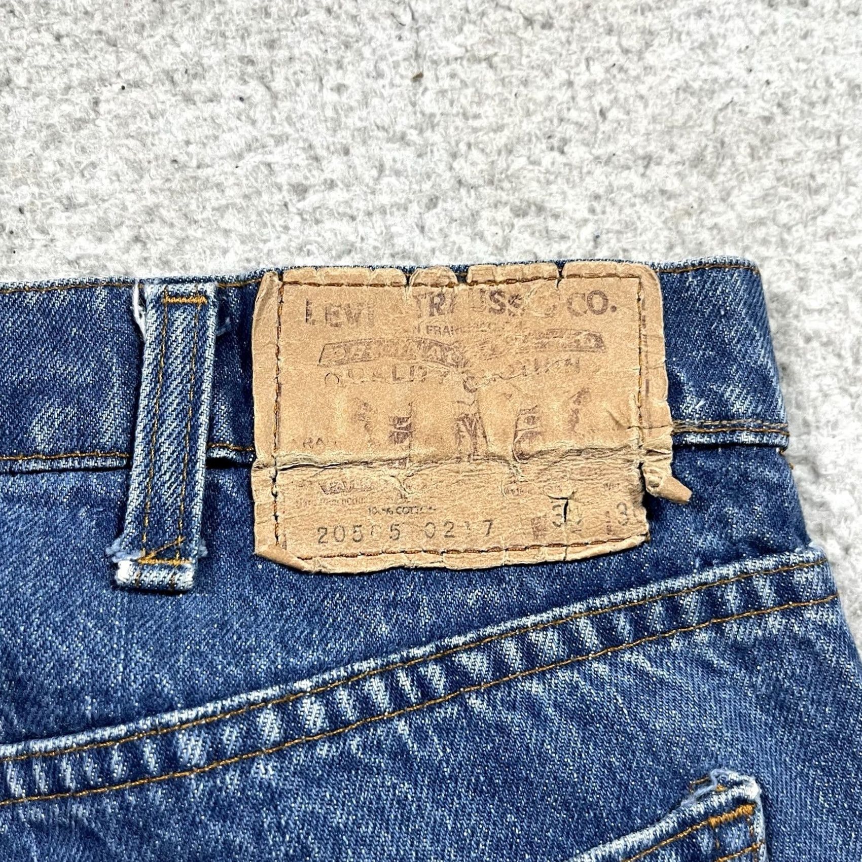 Levi's VINTAGE Levi's 505 Jeans Mens 36x30 Blue Denim 80s USA Hipster Retro Rock Cowboy Grunge 5-Pocket Mens Regular Jeans Size US 36 / EU 52 - 6 Thumbnail