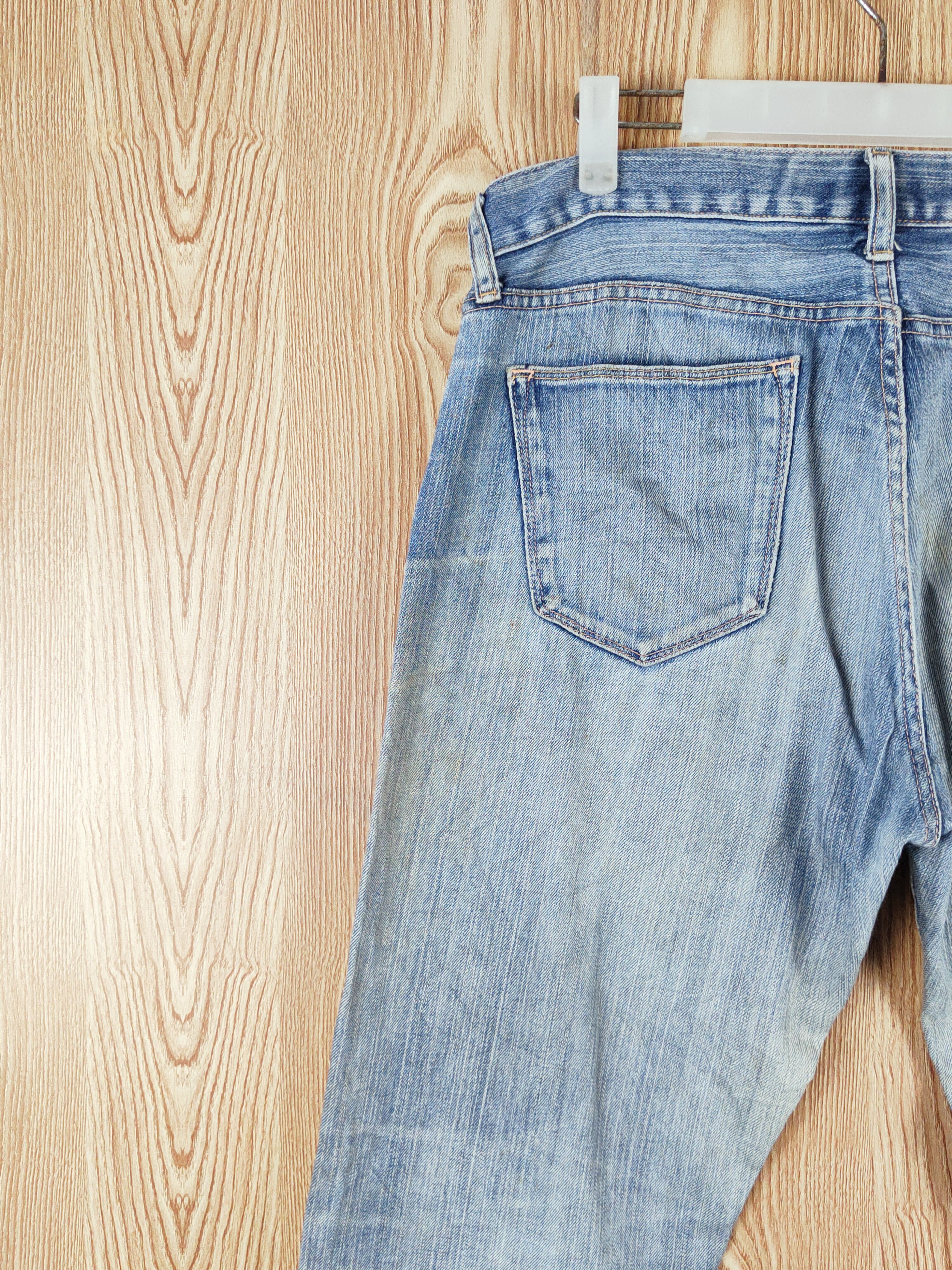 Uniqlo × Vintage Uniqlo Blue Faded Distressed Ripped Jeans Size US 36 / EU 52 - 8 Thumbnail