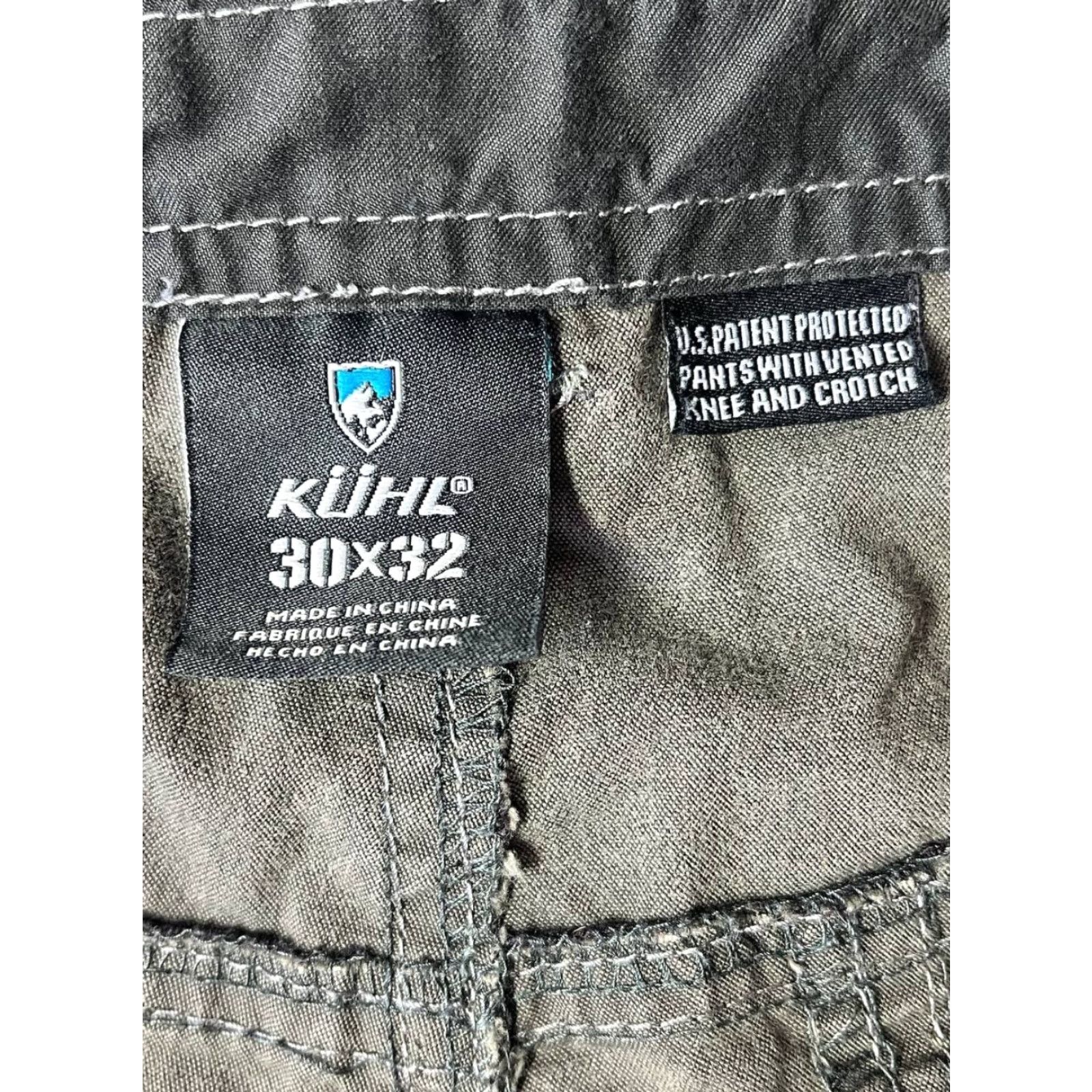 Born VINTAGE KUHL BORN IN THE MOUNTAINS PATINA DYE HIKING PANTS Grey 30x32 Mens Cargo See Pics Size US 30 / EU 46 - 6 Thumbnail