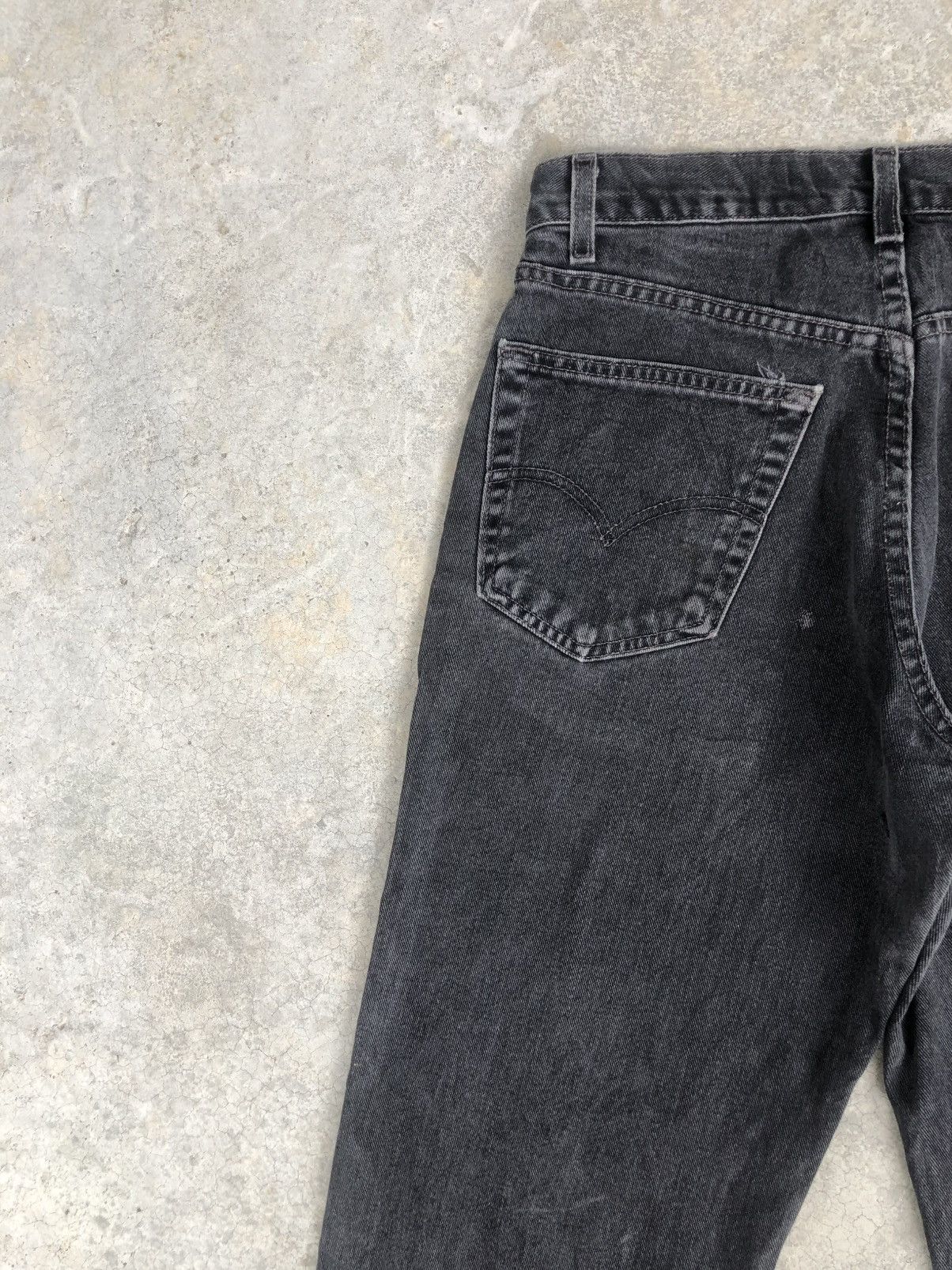 Levi's Y2k Levi’s 550 Distressed Jeans Relaxed Fit Size US 31 - 9 Thumbnail
