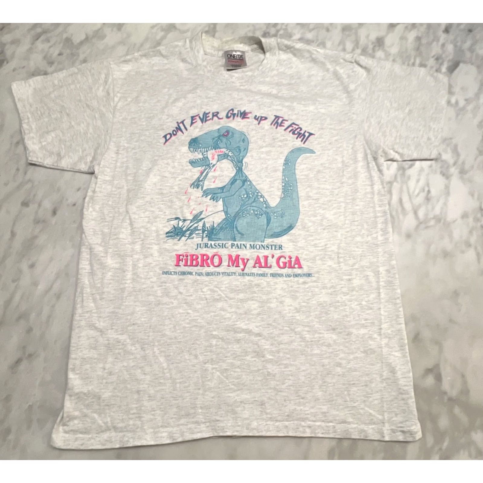 Vintage VINTAGE Don’t Ever Give Up The Fight Single Stitch T Shirt Men Large Jurassic US Size US L / EU 52-54 / 3 - 2 Thumbnail