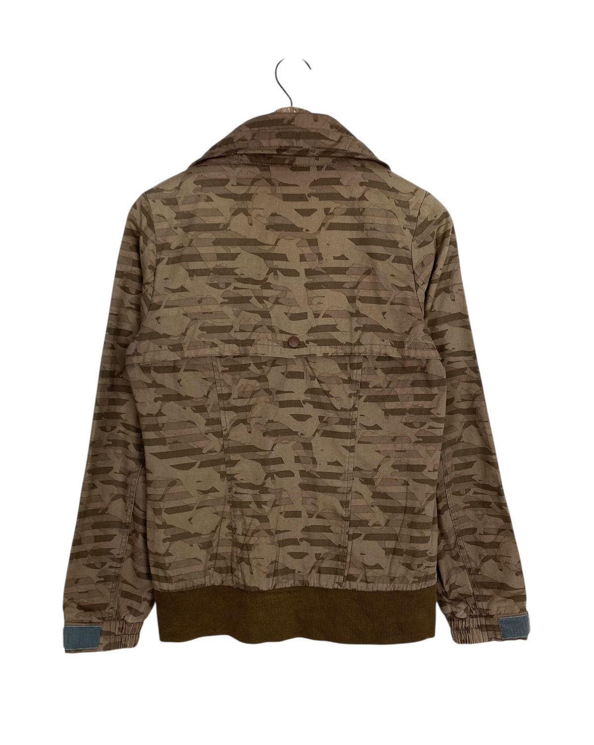Puma Rare‼️Puma Camouflage Jacket Size XS / US 0-2 / IT 36-38 - 5 Thumbnail