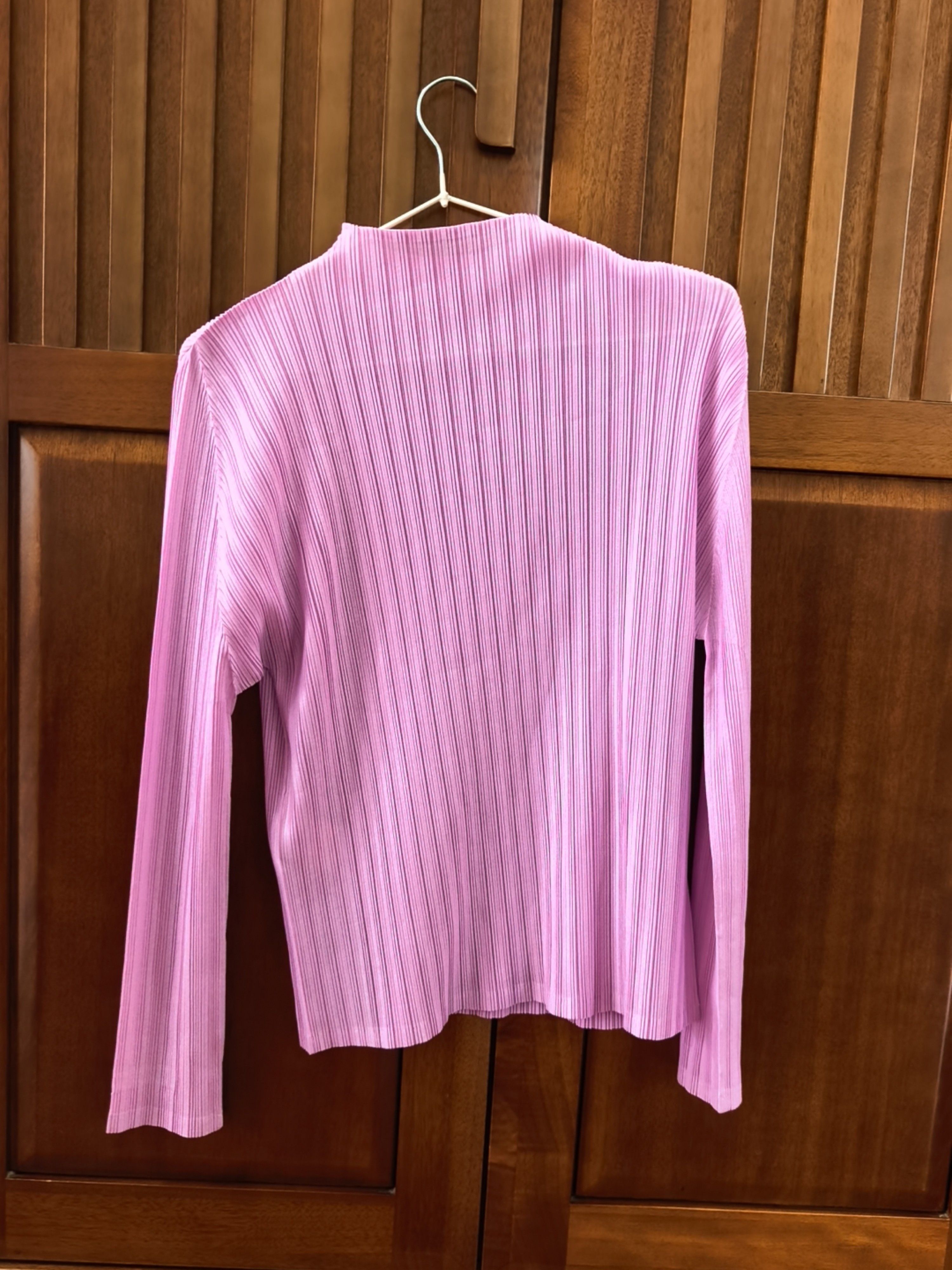 Pleats Please Issey Miyake PLEATS PLEASE ISSEY MIYAKE Pink Pleated Long Sleeve Top L Size L / US 10 / IT 46 - 1 Thumbnail