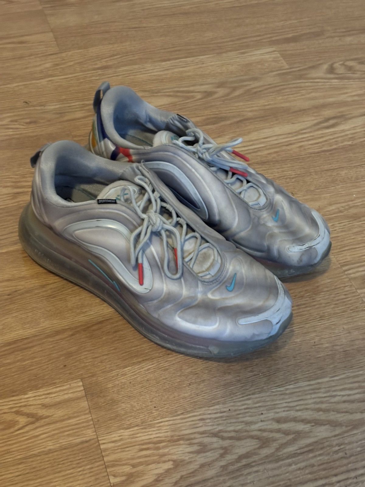 Nike Nike Airmax 720 size 11.5 mens Size US 11.5 / EU 44-45 - 1 Thumbnail