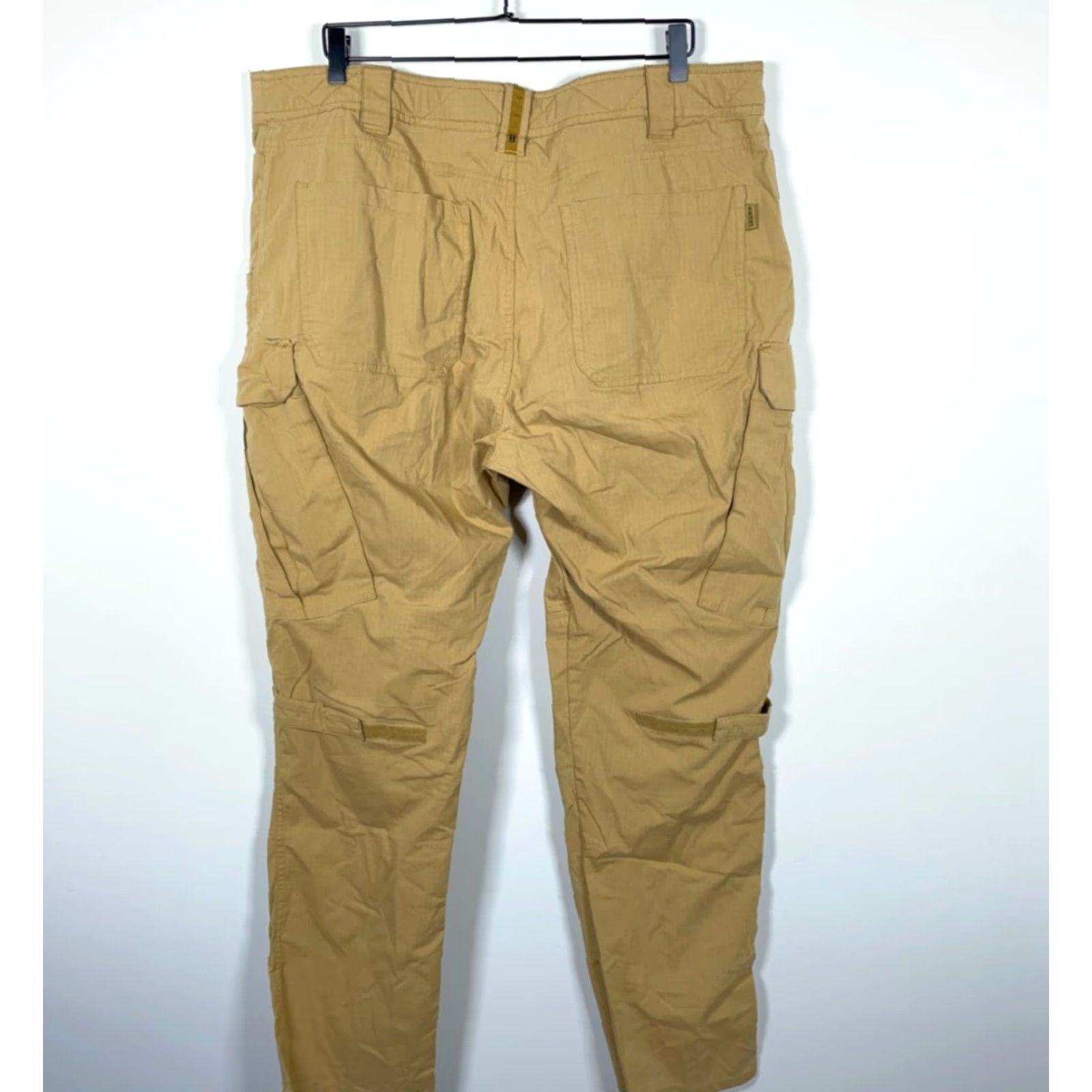 Vintage Viktos Wartorn Pants Mens 40 x 31 Chino Cotton Blend Light Brown Tactical Utility Pocketed Flat Front Regular Rise Mid Vintage No Size US 40 / EU 56 - 2 Thumbnail