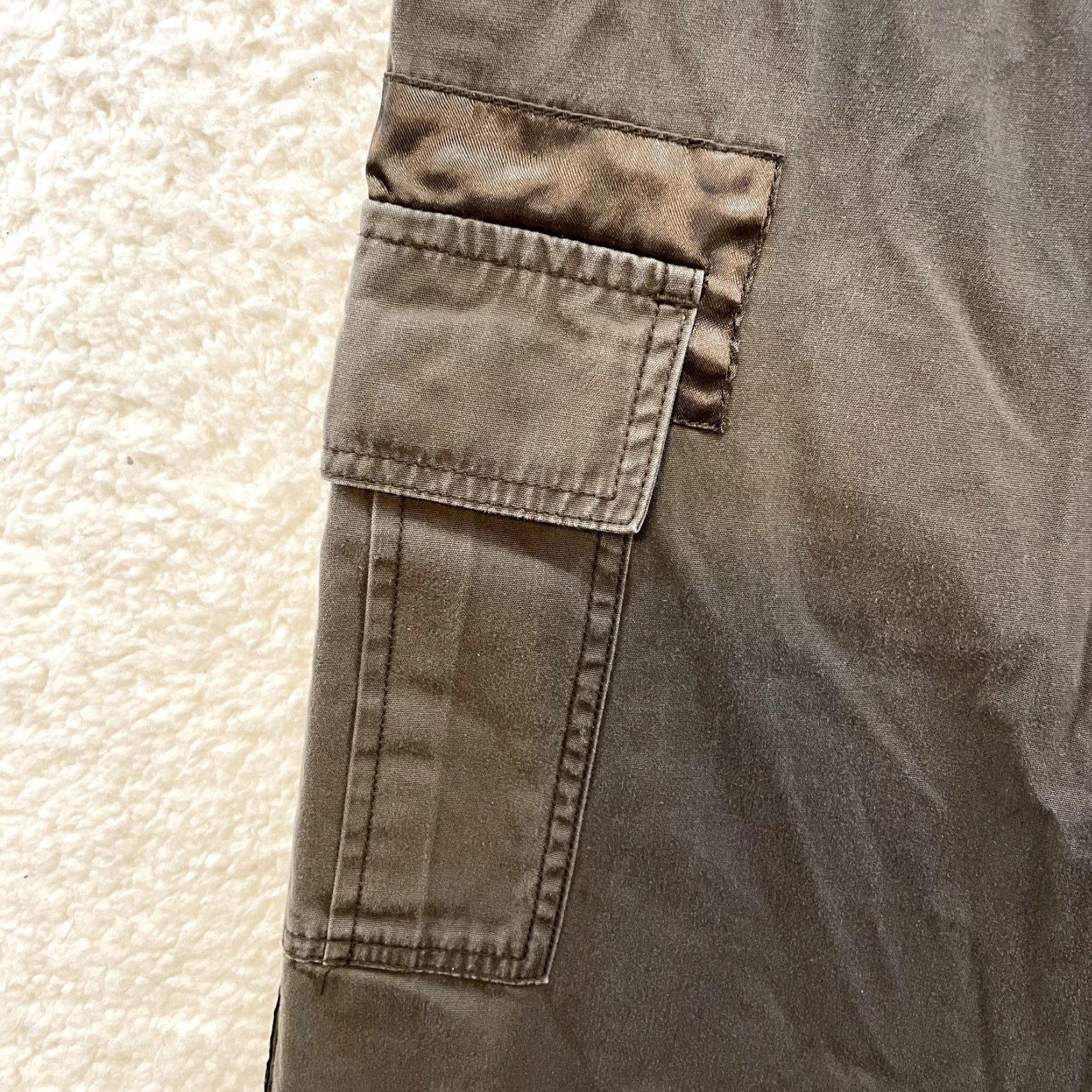 Vintage Y2K Vintage Low Rise Cargo Flare Pants 2 25 Brown Cyber Fairy Tech Gorpcore Womens 2 Cotton Grunge Unionbay Size 26" / US 2 / IT 38 - 4 Thumbnail