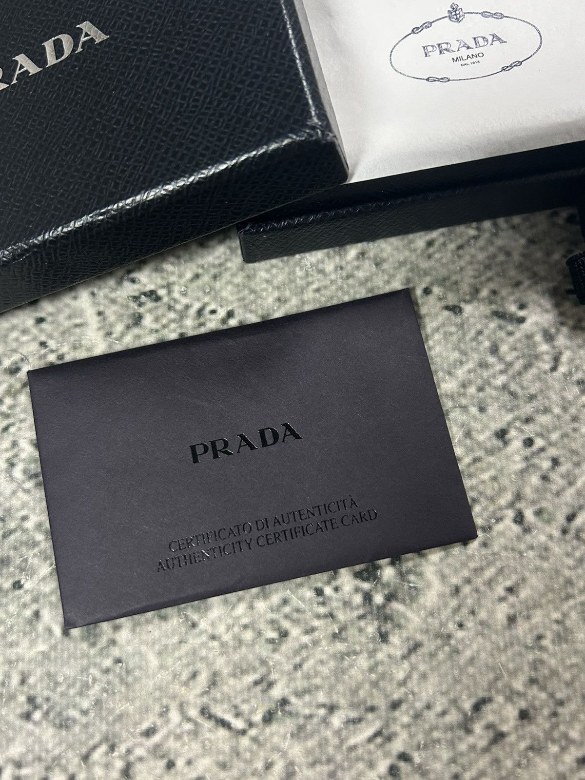 Prada Prada leather cardholder black vintage small OG ALL Size ONE SIZE - 8 Thumbnail