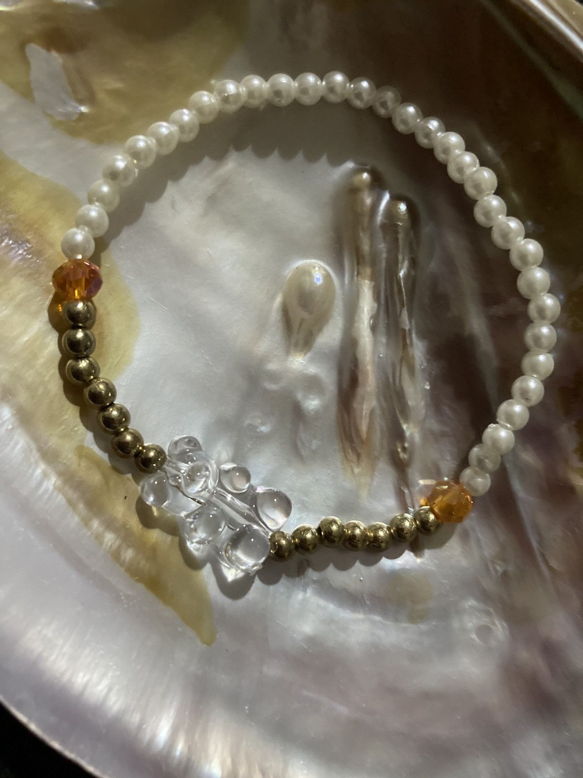 Handmade Clear gummy bear and faux pearl bracelet Size ONE SIZE - 2 Thumbnail