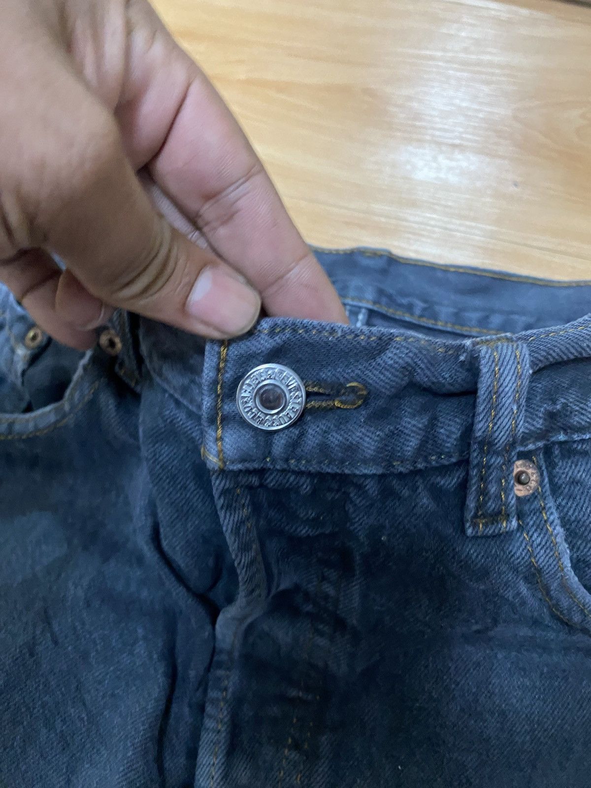 Levi's × Levi's Vintage Clothing × Vintage Vintage made in usa 90s levis black sun faded Size US 32 / EU 48 - 6 Thumbnail
