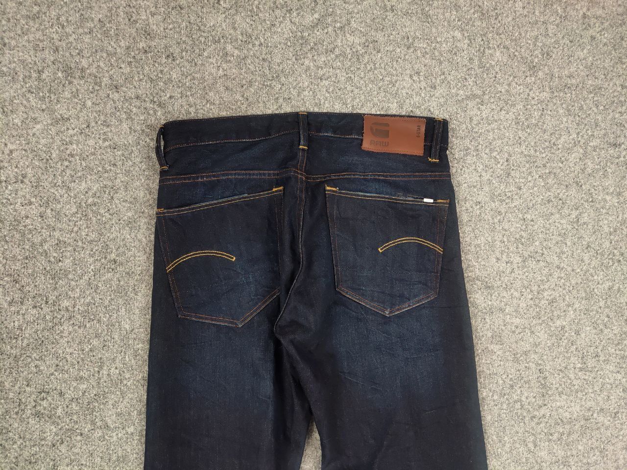 G-Star G Star Raw 3301 tapered dark wash Denim Jeans Vintage Style Size US 32 / EU 48 - 7 Thumbnail