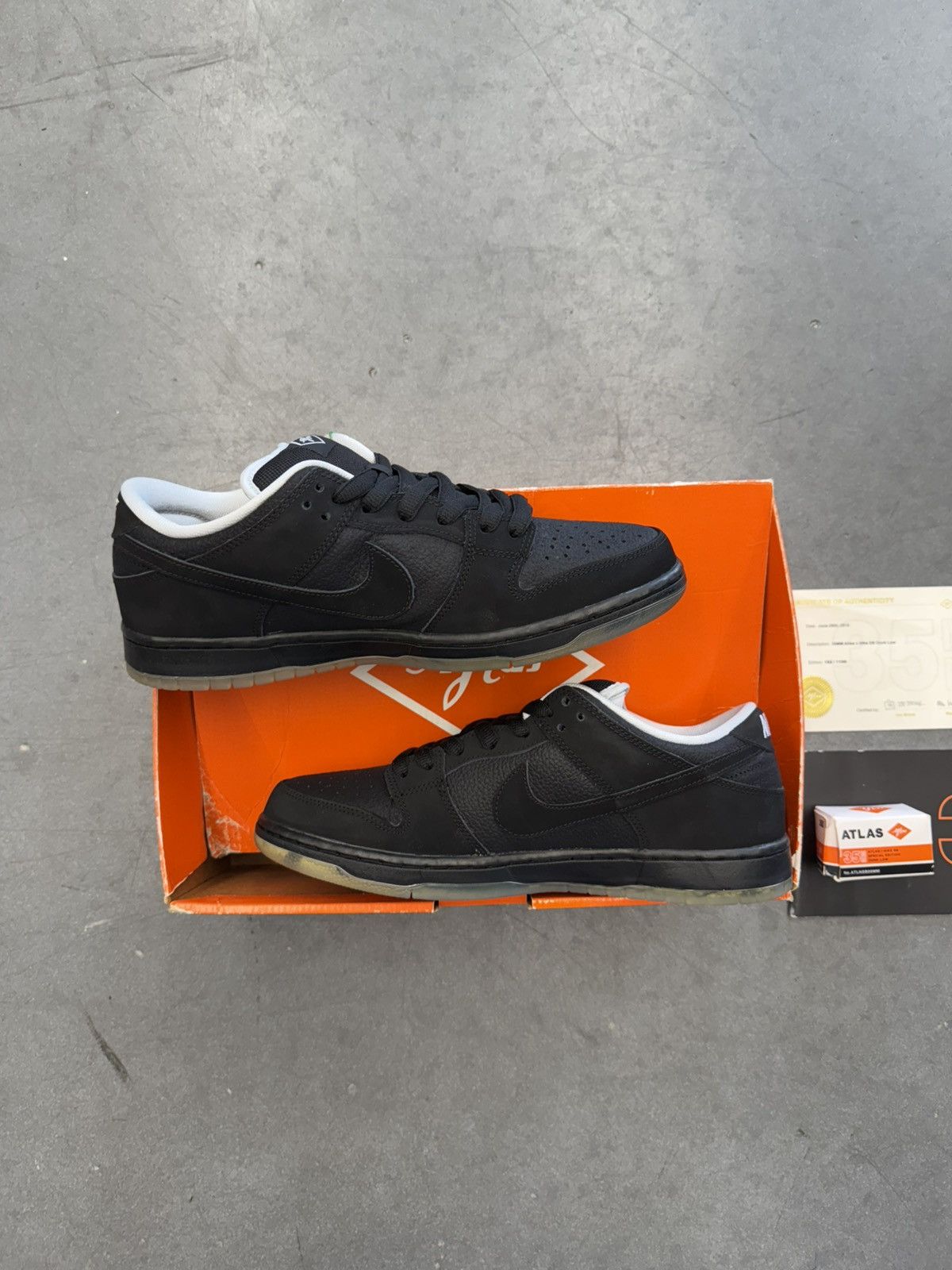 Nike 2016 Nike SB Dunk Low Atlas 35MM Black 192/1100 Size US 11 / EU 44 - 2 Thumbnail