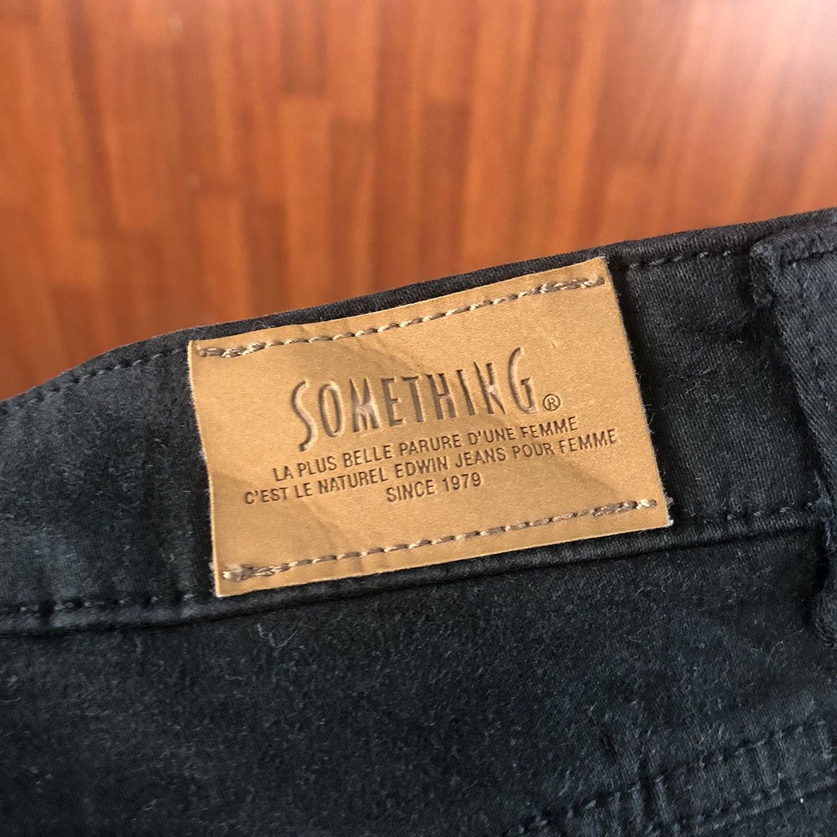 Japanese Brand Something Black Distressed ripped vintage Pants #7517 Size 28" / US 6 / IT 42 - 17 Thumbnail