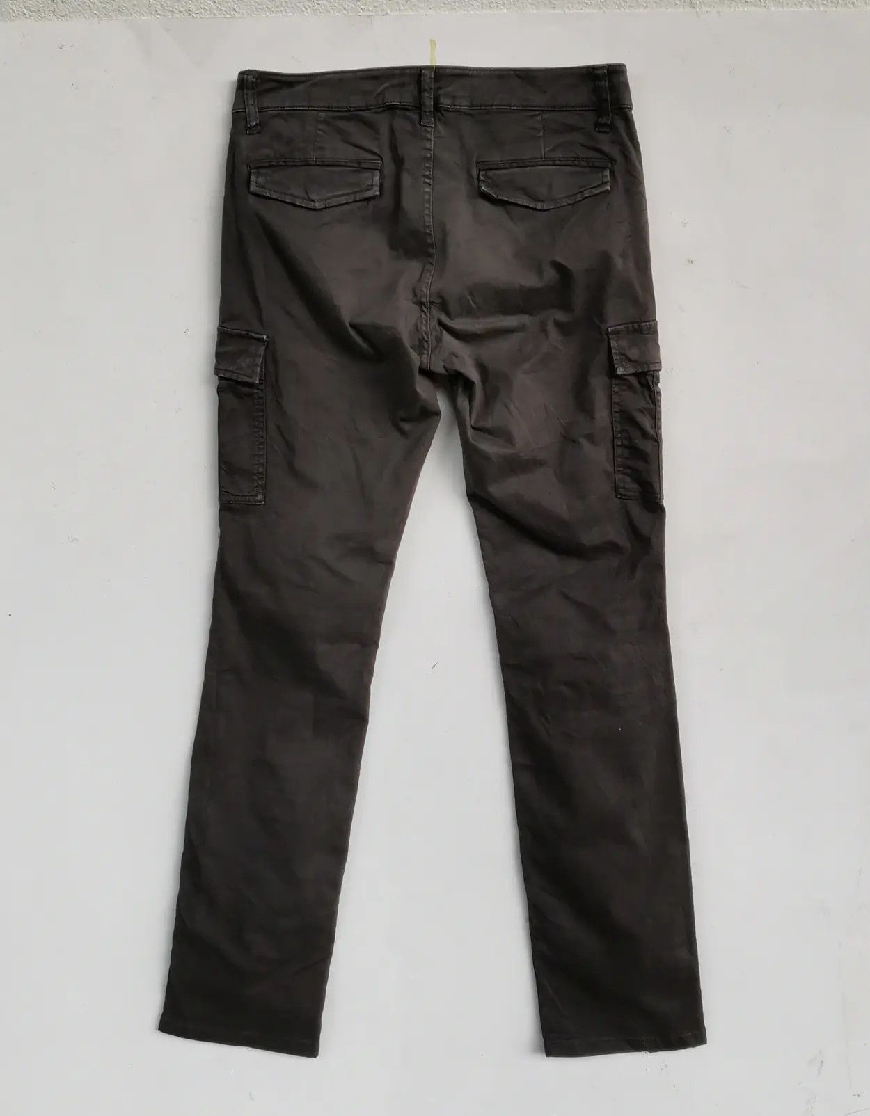 Japanese Brand × Uniqlo Rare!!! Uniqlo Tactical Cargo Multipocket Pants Size US 30 / EU 46 - 2 Thumbnail