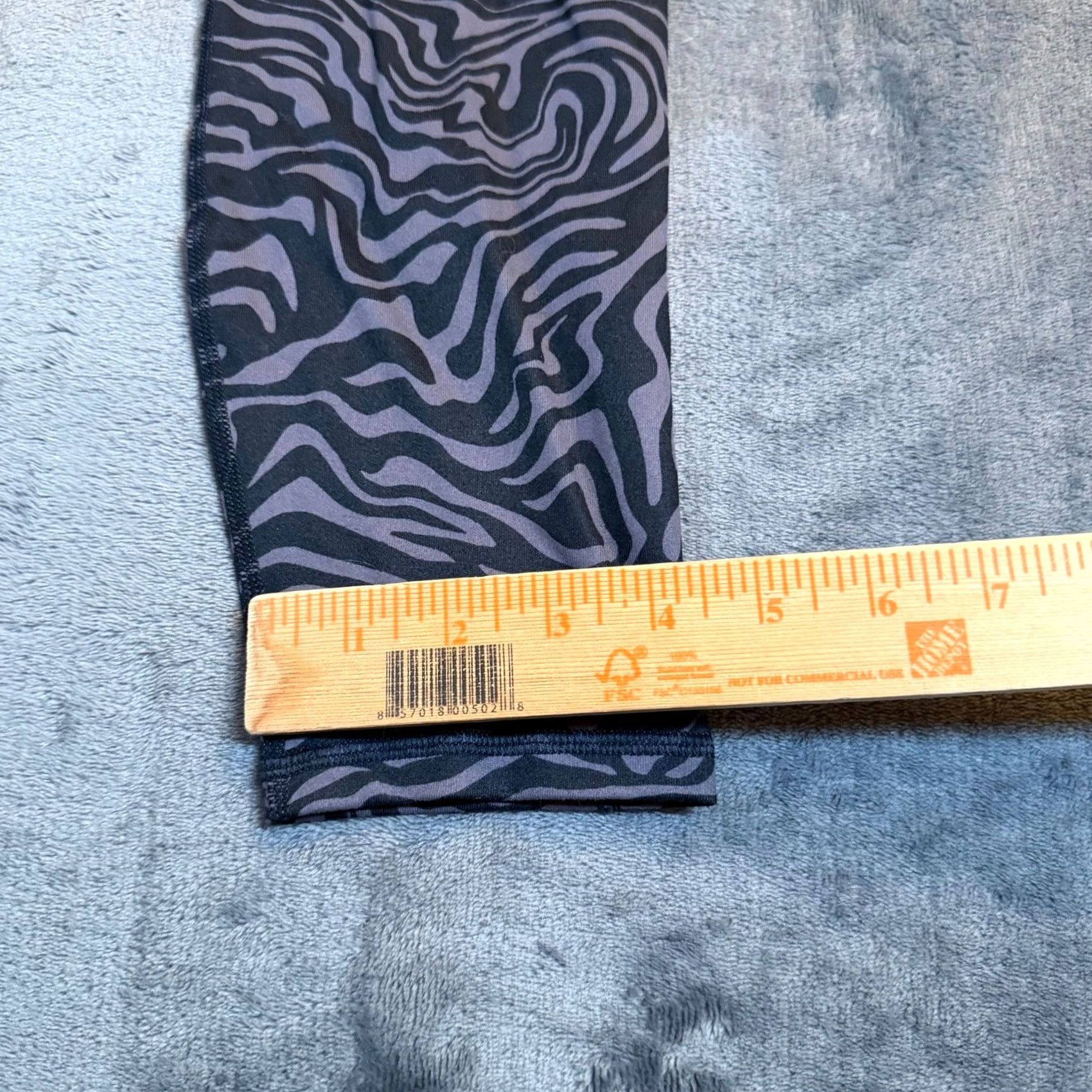 Fabletics Fabletics Powerhold Zebra Print High Waisted Athletic Leggings Womens 26x25" Zig? Size 26" / US 2 / IT 38 - 6 Thumbnail