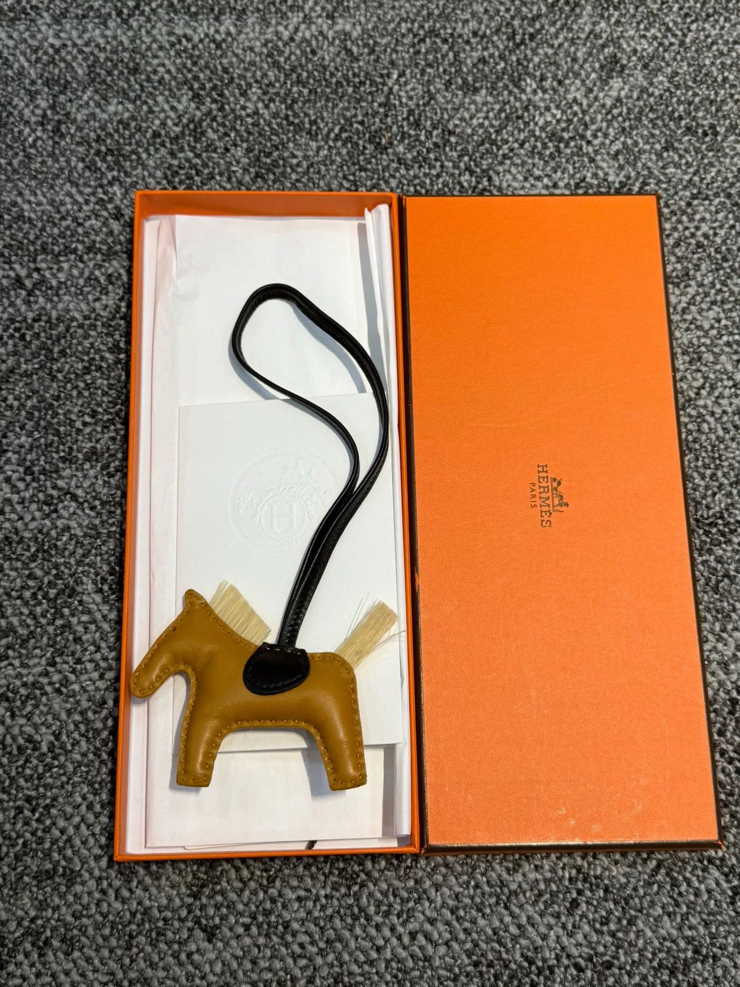 Hermes Hermès Pony Charm Size ONE SIZE - 1 Thumbnail