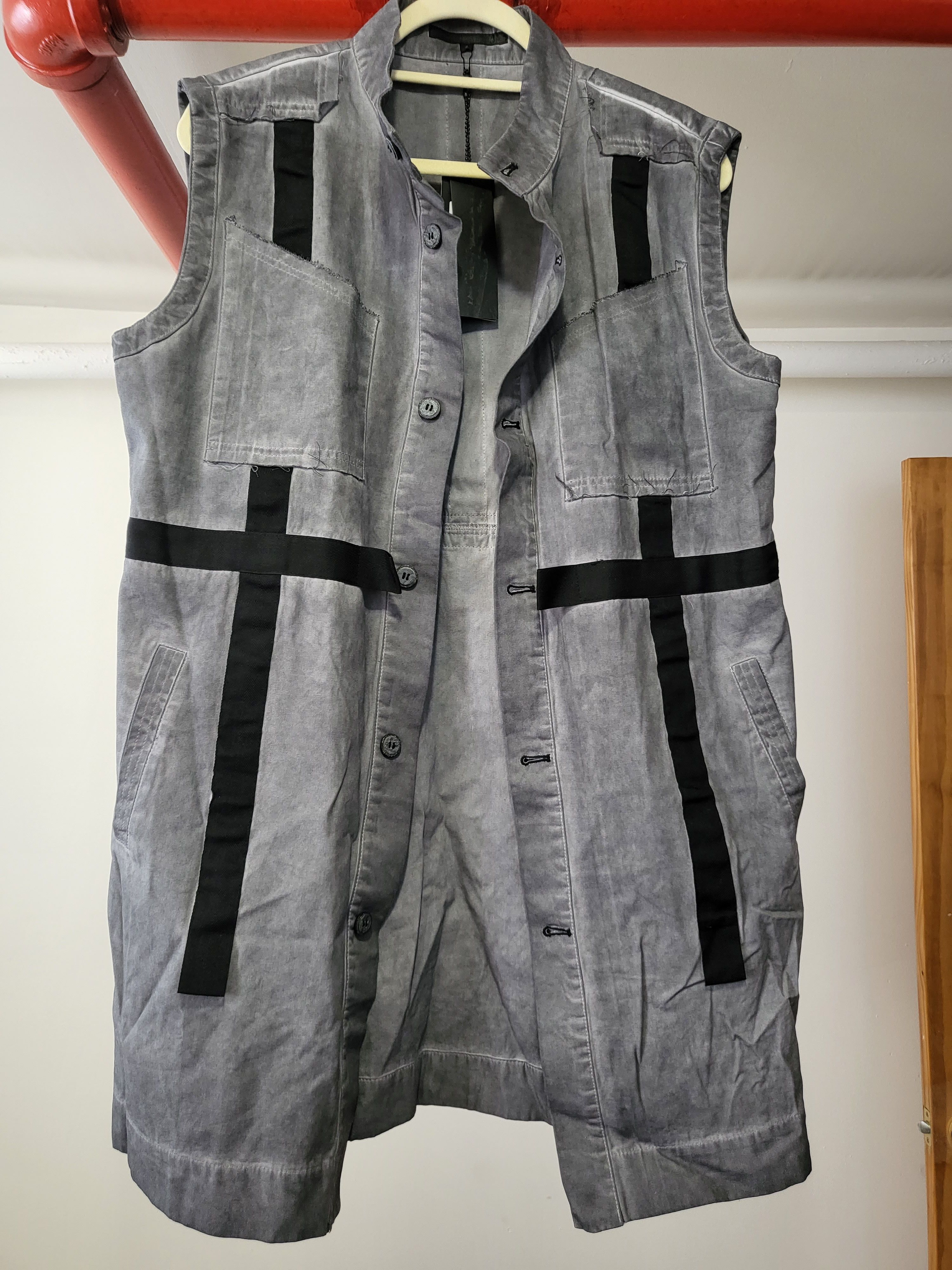 Other Vest Size US L / EU 52-54 / 3 - 1 Thumbnail