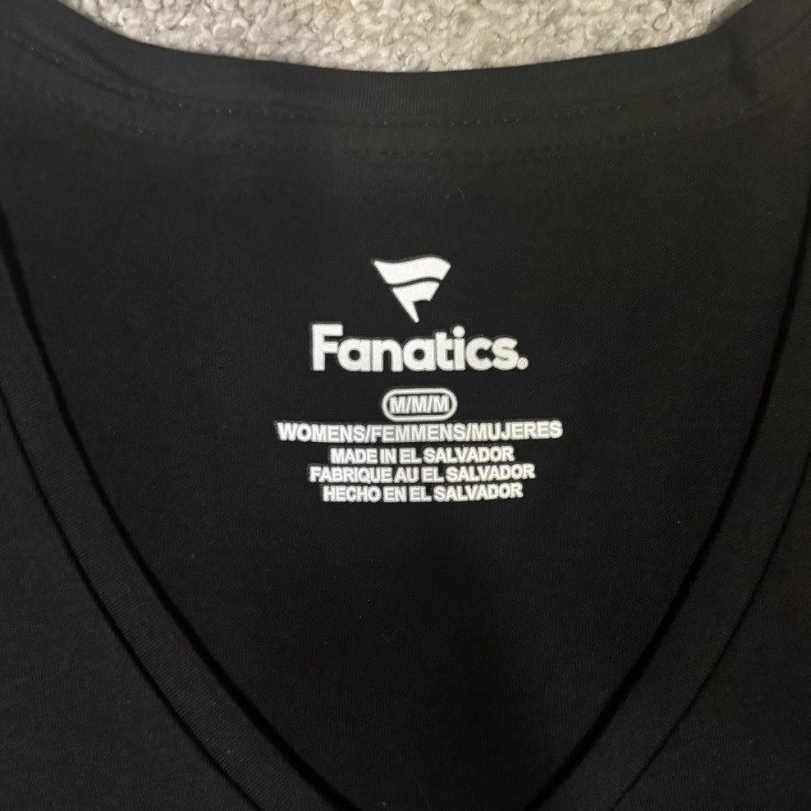 Other New Orleans Saints Women's V-Neck Tee Black Medium NWOT Size M / US 6-8 / IT 42-44 - 4 Thumbnail