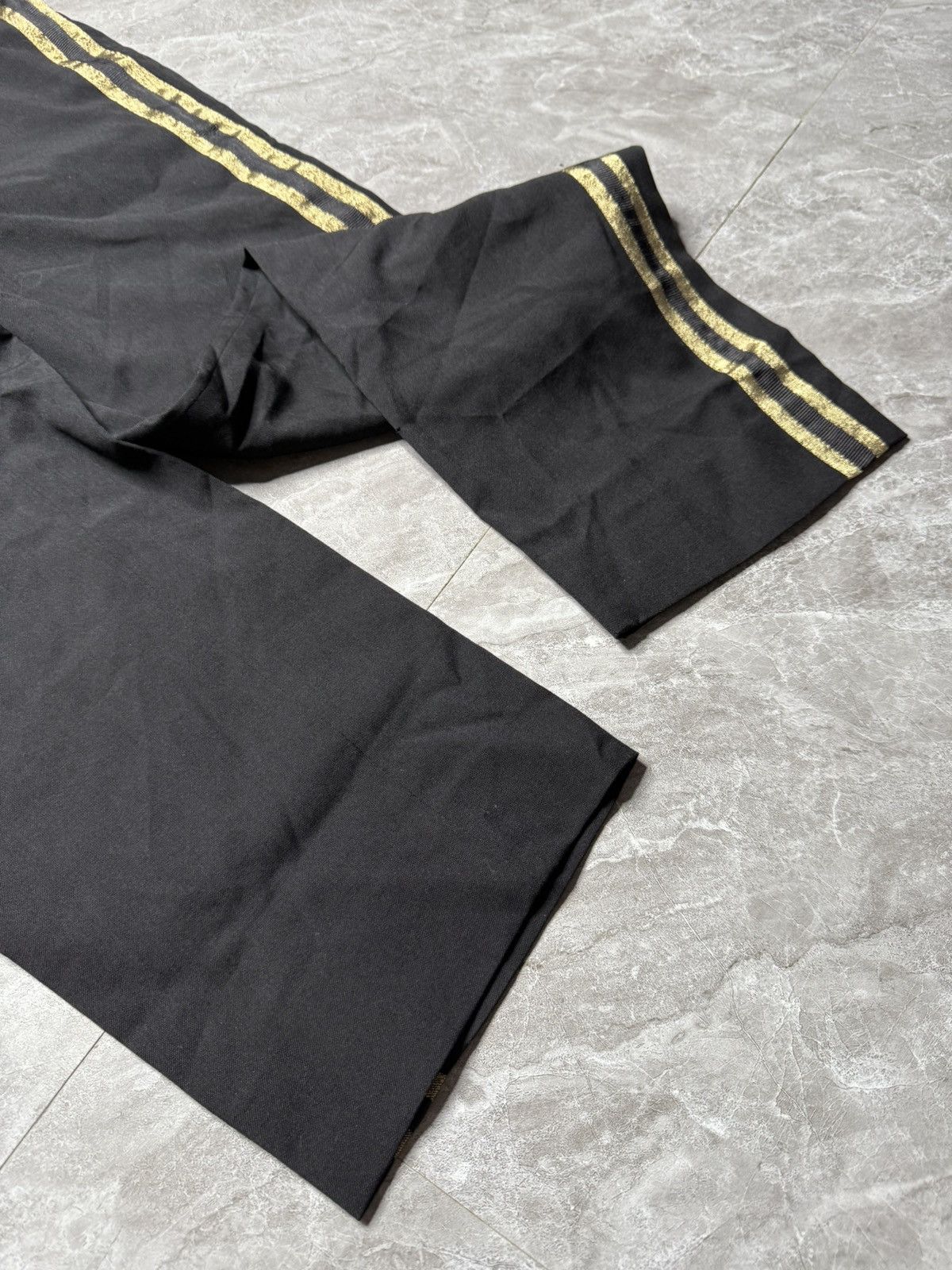 Alexander McQueen Alexander Mcqueen A/W 04 “Texist” Gold Sideband Wool Trouser Size US 31 - 8 Thumbnail