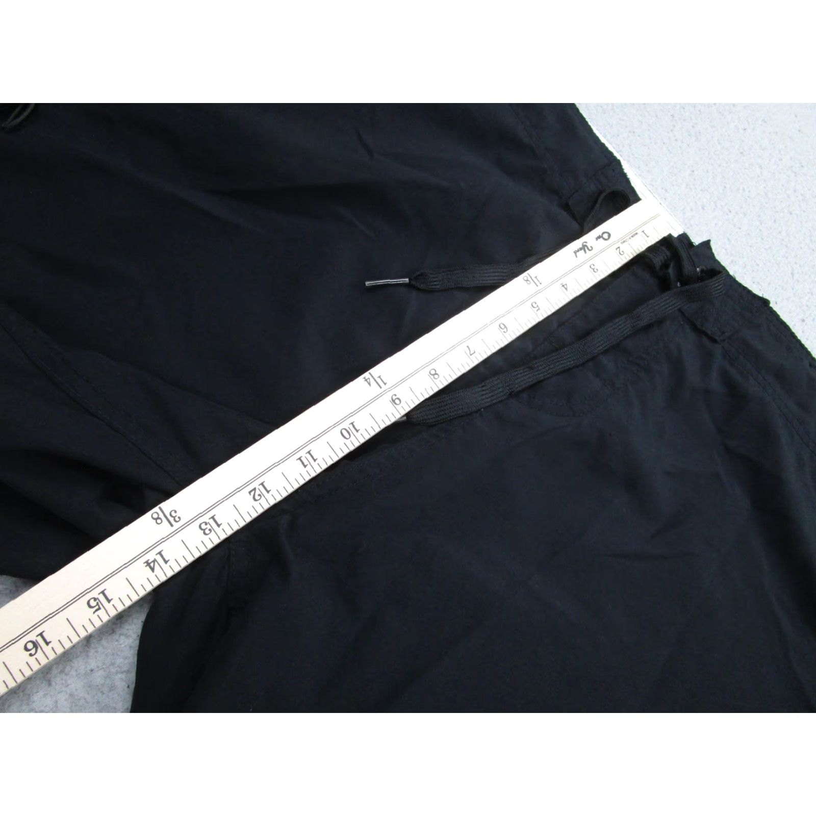 Body Glove Body Glove Mens Shorts 38 Black Boardshorts Swim Trunks Surf Pocket y2k Baggy Size US 38 / EU 54 - 5 Thumbnail