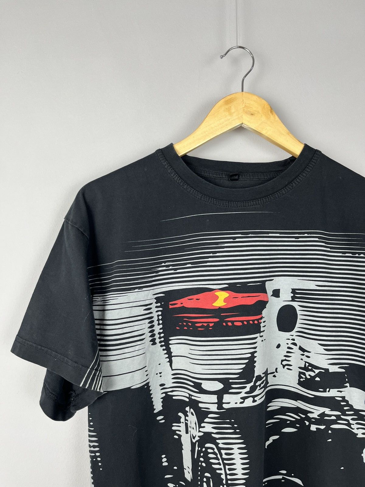 Formula 1 Red Bull Racing Vintage Retro Y2K Formula 1 Full Print Tee Size US L / EU 52-54 / 3 - 2 Thumbnail