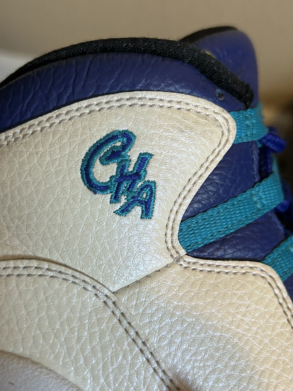 Jordan Brand Air Jordan 10 Retro Charlotte Hornets Size US 8 / EU 41 - 4 Thumbnail