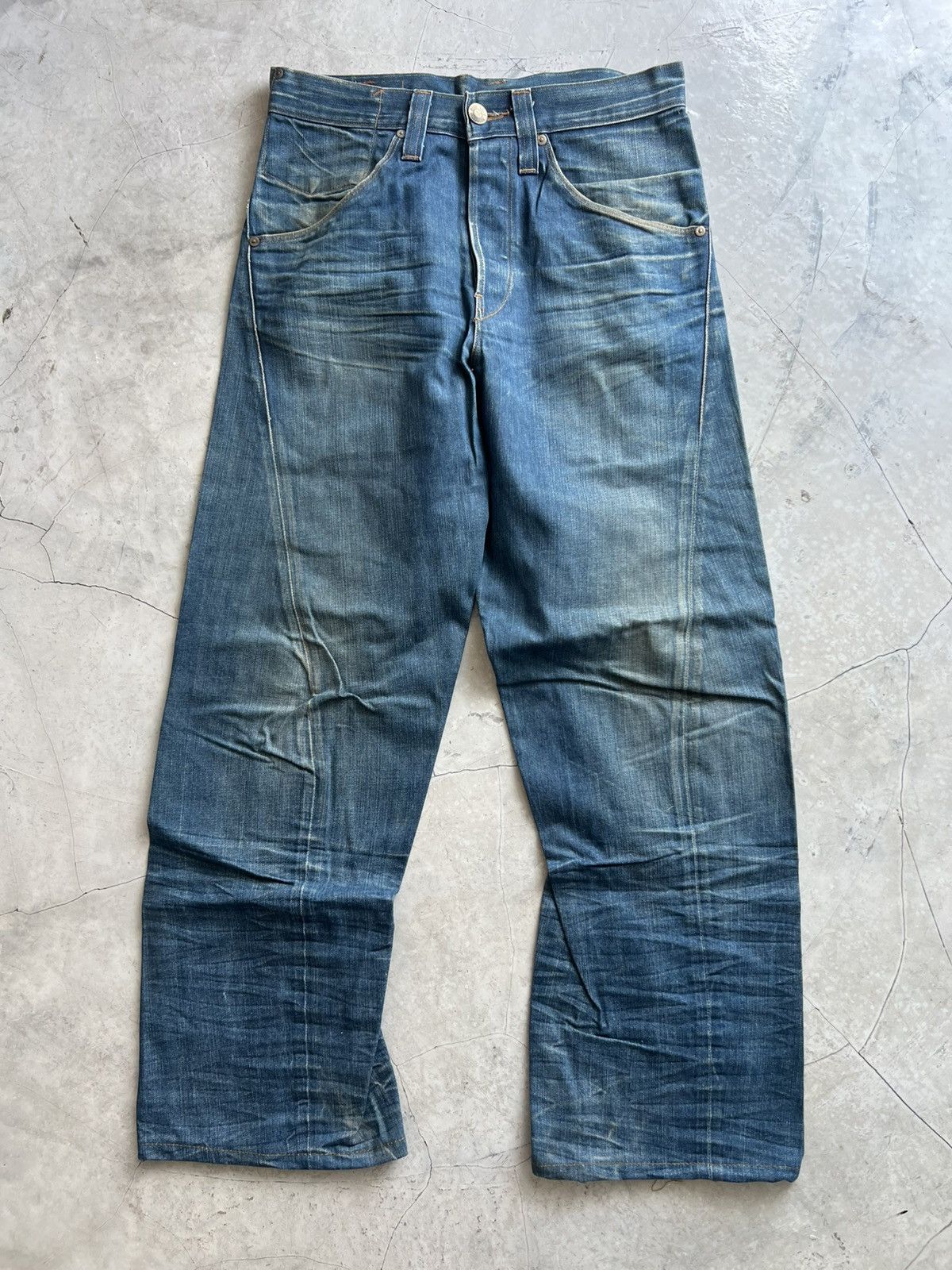 Levi's Levis Engineered Jeans Buckle Back Tag W28 Actual 30x30 Size US 28 / EU 44 - 2 Thumbnail