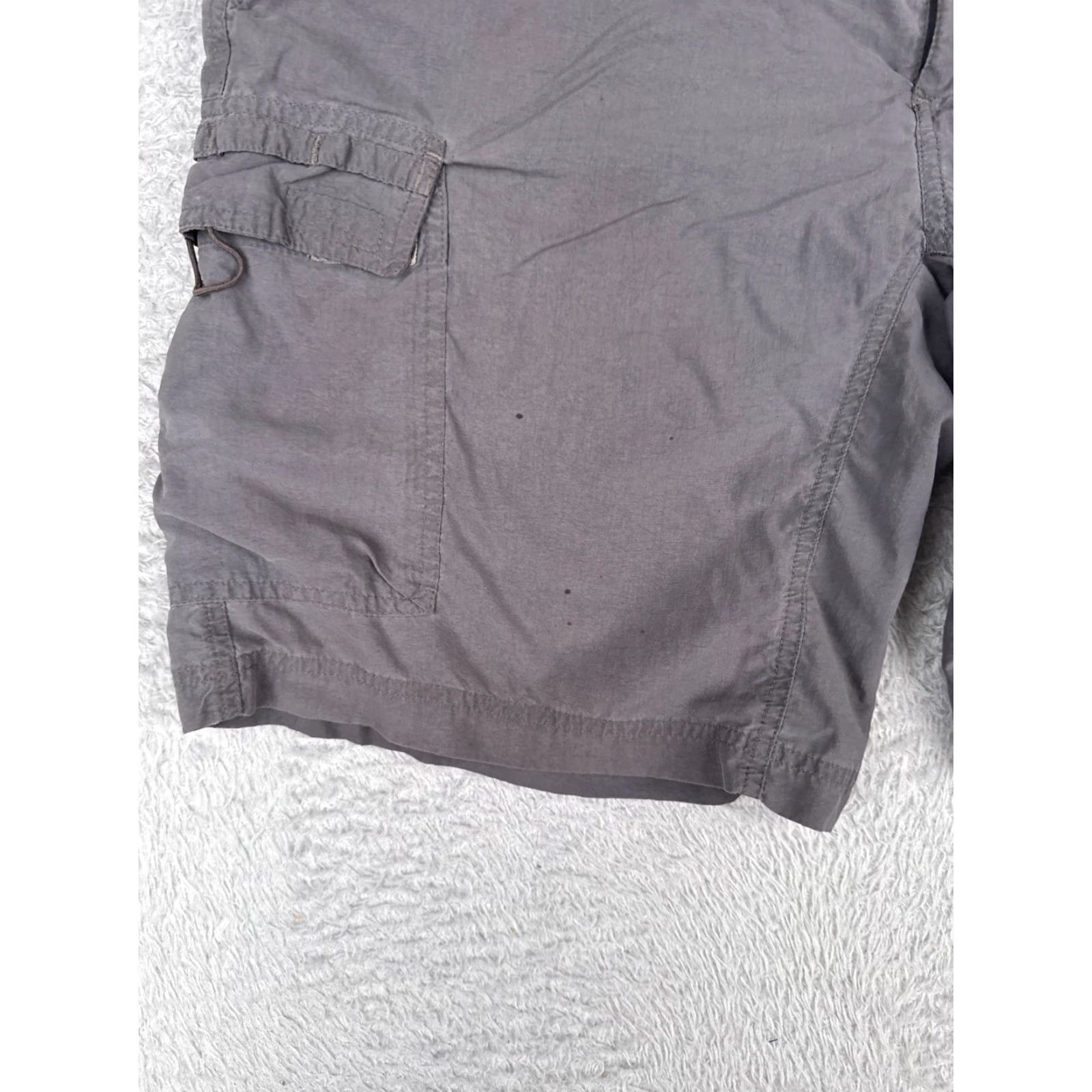 The North Face The North Face Men Shorts Cargo Gray 100% Nylon Stowable Large L 38x10 Pockets Zip Read Size US 33 - 3 Thumbnail